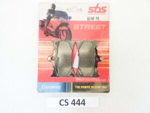 Pastiglie freno SBS 601HF FR 6566010 per APRILIA
Anteriore:
AF1 Europa, Futura, Replica, Sintesi 125 (anni '90)
RS 125, RS Extrema, RS Pista (1992-2005)
Tuono 125 (2003-2004)
GILERA
Anteriore:
CX 125 (dal 1991)
Crono 125 (1991-1992)
MX1, MXR, SP 01, SP 02 (vari anni)
KTM
Anteriore e Posteriore:
Vari modelli LC4, EXC, GS, MX, in particolare degli anni '80 e primi '90.
BENELLI
Anteriore:
Vari modelli (ad esempio BX 125, 50 Devil, 50 Spring) vedi foto per compatibilità esatta NUOVO fondo di magazzino