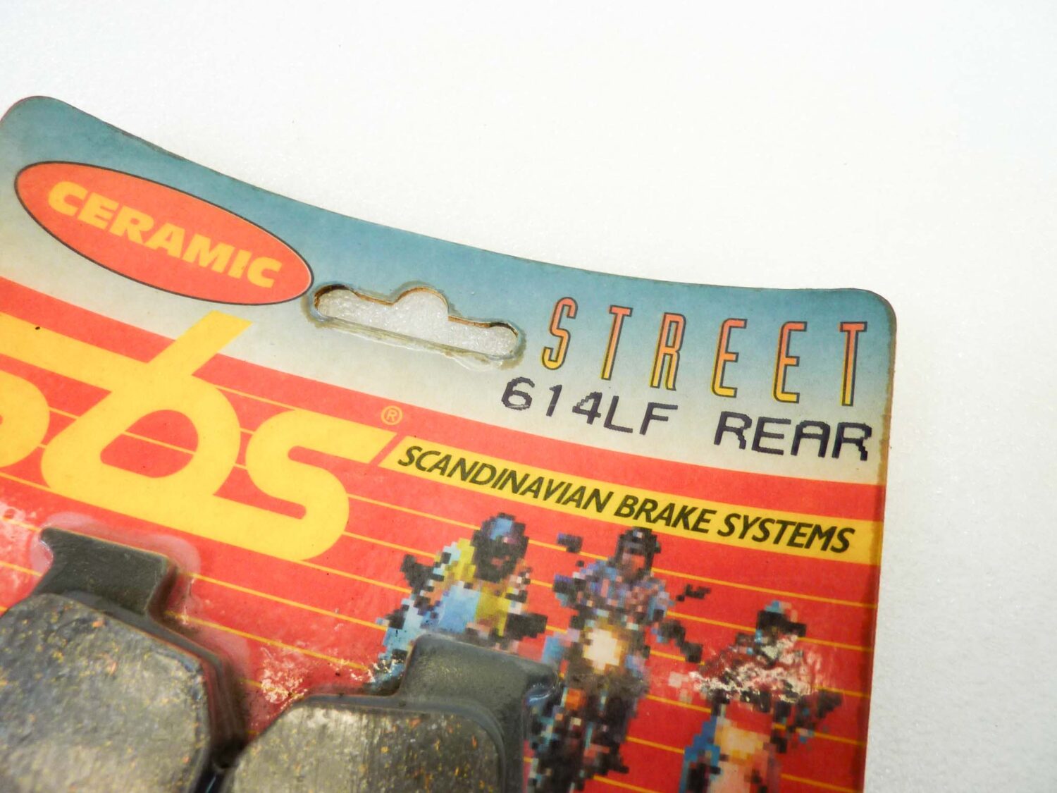 Pastiglie freno SBS 614LF SGR 65.66141/5 per HONDA
CB F CB1 400 (1989-1990)
CB Super Four 400 (1992-1995)
CBR R 250 (1988-1989)
CBR R 400 (1987)
CBR RR 250 (1990)
CBR RR 400 (1988-1989)
NT Hawk GT 650 (1988-1991)
NT V Deauville 650 (1998-2000)
NTV Revere 650 (1988-1997)
NX Dominator 650 (1988-1996)
VTR 250 (1998-2011)
XL V Transalp 600 (1991-1999)
XL V Transalp 650 (2000-2007)
XRV Africa Twin 650 (1988-1989)
XRV Africa Twin 750 (1990-2003)
SUZUKI
XF Freewind 650 (1997-2001)
TRIUMPH
Daytona 600 (2003-2004)
Daytona 650 (2005)
Daytona 675 (2006-2012)
Daytona R 675 (2011-2012)
Speed Four 600 (2003-2005)
Street Triple 675 (2007-2012)
Street Triple R 675 (2008-2012)
TT 600 (2000-2004)
Tiger / Tiger ABS 800 (2011-2014)
Tiger Explorer 1200 (vari anni)
Tiger Sport 660 (2022-2024)
Tiger XC 800 (2011-2014)
vedi foto per compatibilità esatta NUOVO fondo di magazzino - immagine 3