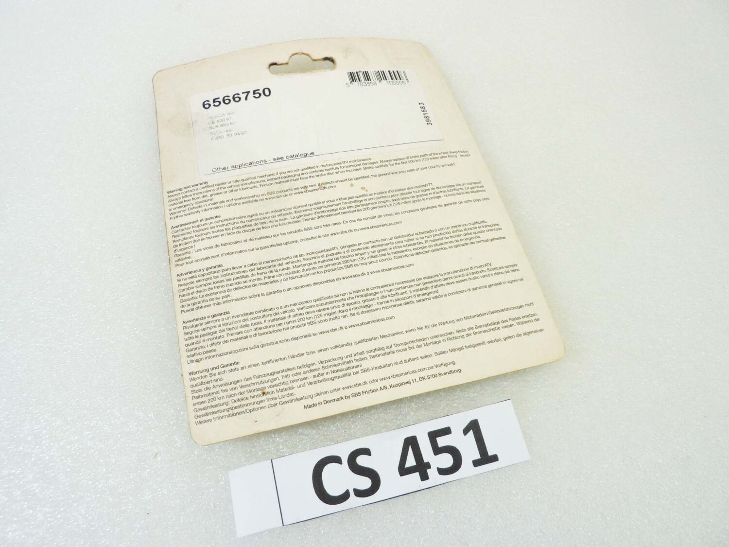 Pastiglie freno SBS 675HF 6566750 per HONDA
Freno Anteriore:
CB 1000 Big One (dal 1993)
CB Seven Fifty (RC42) (dal 1992)
CBR 1000 F (dal 1989)
GL 1500 Gold Wing (dal 1988)
NT V Deauville 650 (dal 2001)
VT C/CD Shadow 600 (dal 1993)
VFR 750 F (dal 1990)
Freno Posteriore:
CBF 600 (dal 2004)
CBR 600 F Sport (dal 2001)
CBR 900 RR Fireblade (dal 2000)
VT C Shadow /CD Shadow (PC21) 600 (dal 1993)
VFR 800 (dal 2002)
KAWASAKI
Freno Anteriore:
EN 500 (dal 1990)
ER-5 500 (dal 1997)
KLE 500 (dal 1991)
Ninja 250 R (dal 2008)
VN 800 Vulcan Classic (dal 1995)
VN 1500 Classic Tourer (dal 1998)
ZRX 1100 (dal 1997)
ZRX 1200 R/S (dal 2001)
ZX-6R Ninja (dal 1998)
ZZR 600 (dal 1990)
Freno Posteriore:
Z 1000 (dal 2003)
ZX-9R Ninja (dal 2002)
ZX-10R Ninja (dal 2004)
ZX-12R Ninja (dal 2000)
SUZUKI
Freno Anteriore:
DR 650 SE (dal 1996)
DR-Z 400 (dal 2000)
GSF 600/1200 Bandit (dal 1995)
GSR 600 (dal 2006)
GSX 650 F (dal 2008)
GSX 750 F (dal 1998)
GSX-R 750 (dal 1996)
GSX-R 1000 (dal 2001)
SV 650/1000 (dal 1999)
Freno Posteriore:
GSX-R 600 (dal 2004)
GSX-R 750 (dal 2004)
GSX 1300 R Hayabusa (dal 2008)
YAMAHA
Freno Anteriore:
YZF-R1 (dal 2004)
YZF-R6 (dal 2003)
Fazer 8 (FZ8) (dal 2010)
MT-01 (dal 2005)
MT-07 (dal 2014) vedi foto per compatibilità esatta NUOVO fondo di magazzino - immagine 4