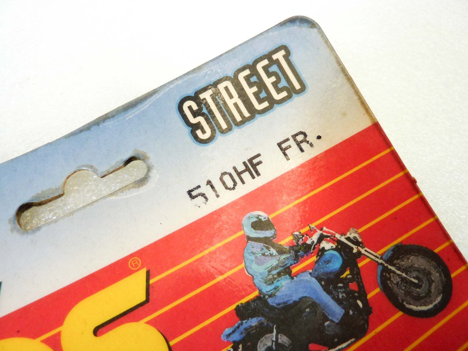 Pastiglie freno SBS 510HF FR SGR 65.65100/2 per Z 400 (KZ400J) - 1980/1982
Z 400 (KZ400B) - 1974/1979
KH 400 (KH400A) - 1976/1978
Z 400 Custom (KZ400G) - 1979/1979
Z 400 (KZ400D) - 1977/1977
Z 400 - 1983/1987
Z 500 (Z500B) - 1979/1980
Z 550 (KZ550A) - 1980/1983
Z 650 (KZ650F) - 1981/1983
Z 650 SR (KZ650D) - 1979/1980
Z 650 (KZ650B) - 1977/1980
Z 750 TWIN (KZ750B) - 1976/1978
Z 900 (KZ900) - 1976/1978
Z 1000 R - 1980/1983
Z 1000 GL - 1980/1983
Z 1000 Z1R (KZ1000D) - 1978/1980
Z 1000 - 1981/1981
Z 1000 A (KZ1000A) - 1977/1980
Z 1000 LTD (KZ1000B) - 1977/1980
Z 1000 POLICE (KZ1000C) - 1978/1980
Z 1000 MK II (KZT00A) - 1979/1980
Z 1000 SHAFT (KZ1000E) - 1979/1980
Z 1000 H INJECTION (KZT00H) - 1980/1980
Z 1000 CLASSIC (KZ1000G) - 1980/1980
Z R - 1978/1979 vedi foto per compatibilità esatta NUOVO fondo di magazzino - immagine 3