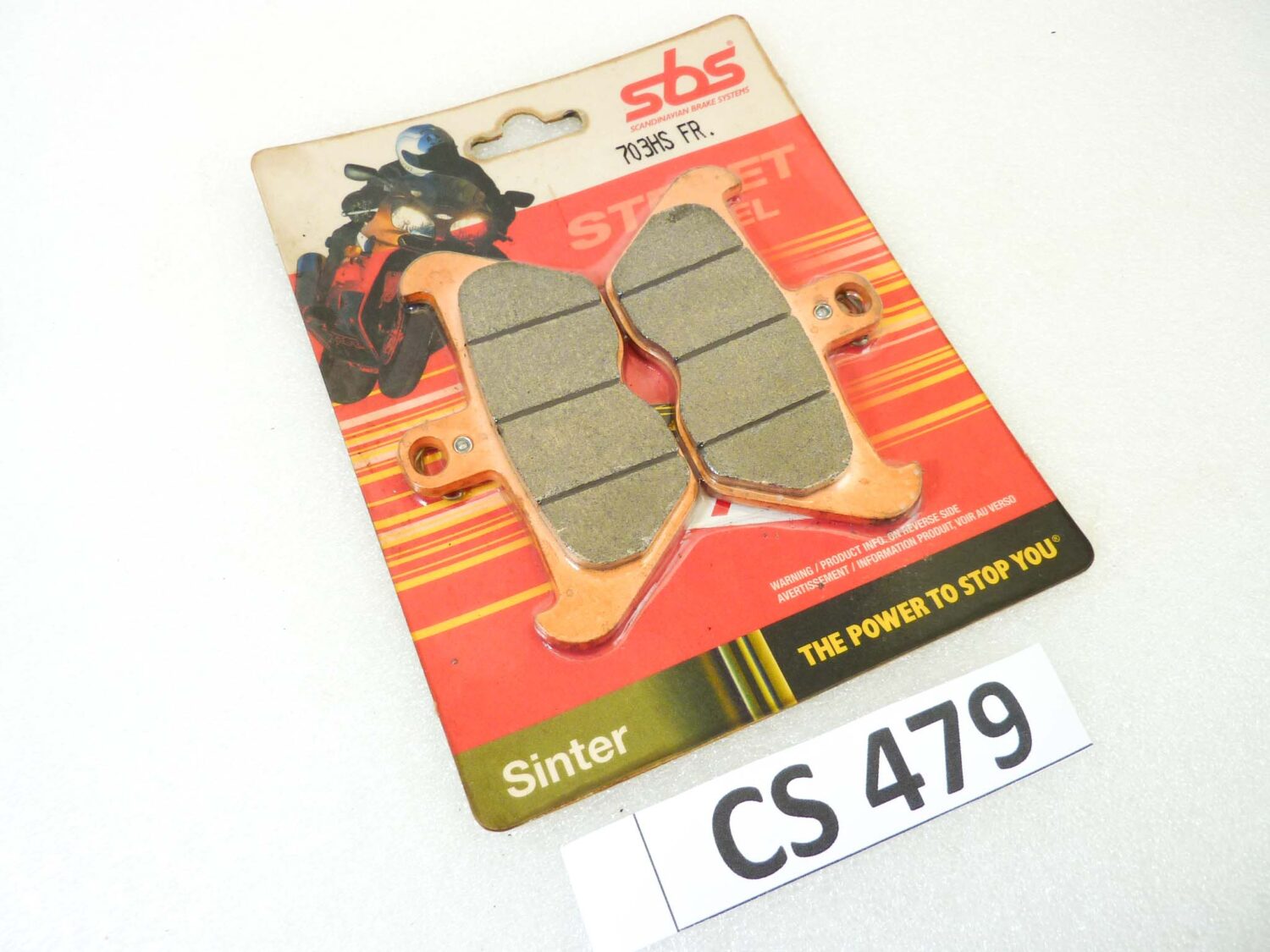 Pastiglie freno SBS 703HS FR 6567035 per BMW
Freno Anteriore (spesso in doppio kit):
R 1200 GS / GS Adventure (dal 2013)
R 1200 R / RT / RS (dal 2015)
R 1250 GS / GS Adventure / R / RT (dal 2018)
S 1000 RR (dal 2015)
S 1000 R (dal 2014)
S 1000 XR (dal 2015)
Freno Posteriore:
R 1200 NineT (dal 2014)
F 750 GS (dal 2018)
F 850 GS (dal 2018)
G 310 R (dal 2016)
G 310 GS (dal 2017)
S 1000 R / RR / XR (dal 2014)
KTM
Freno Posteriore:
125 Duke (dal 2011)
200 Duke (dal 2012)
390 Duke (dal 2013)
RC 125/200/390 (dal 2014)
Super Duke 1290 R (dal 2014)
HUSQVARNA
Freno Posteriore:
Vitpilen 401 (dal 2018)
Svartpilen 401 (dal 2018) vedi foto per compatibilità esatta NUOVO fondo di magazzino - immagine 2