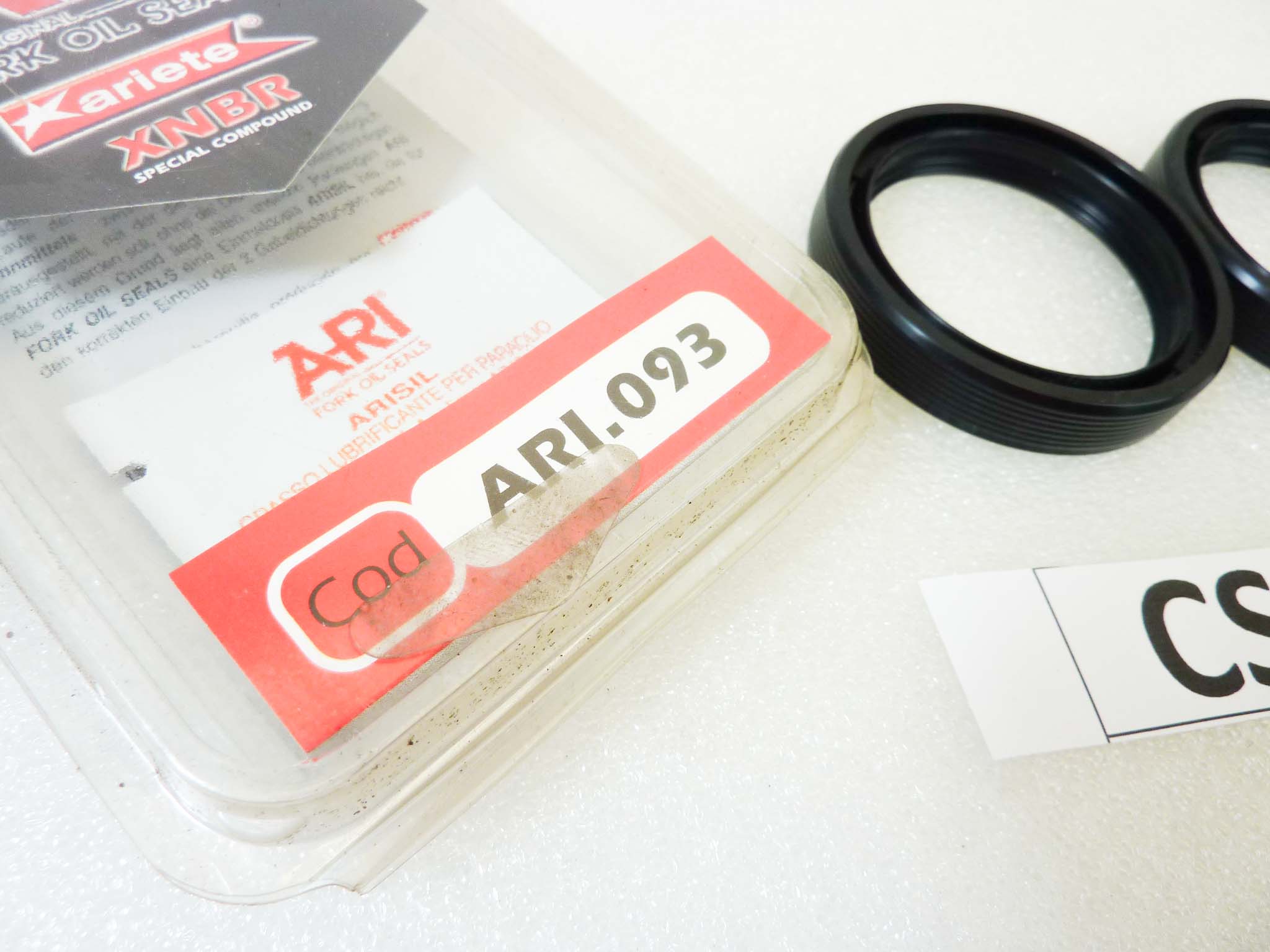 Coppia paraoli Ariete TGY 50 x 63 x 11 cod ARI.093 per APRILIA
450 MXV 4,5 2011
450 MXV 450 >2009
450 RXV 450 >2009
550 SXV 550 >2010
1000 CAPO NORD 1000 ABS 2005
1000 ETV 1000 CAPONORD 2007
BETA
350 RR ENDURO 350 4T 2011
400 RR ENDURO 400 4T RACING 2011
450 RR ENDURO 450 4T RACING 2009-2011
520 RR ENDURO 525 4T RACING 2009-2011
Fantic
250 TZ250ES CABALLERO REG. COMPETIZIONE 2T 2011
GAS GAS
250 MC 250 2005-2007
250 SM 250 2004-2005
HUSQVARNA
250 WR 1998
KTM
300 EXC 1997
MARZOCCHI ø50 mm FORK TUBES SF MAGNUM 96 ->
øSHIVER USD 50 FACTORY WORKS 2005-2007 - immagine 2