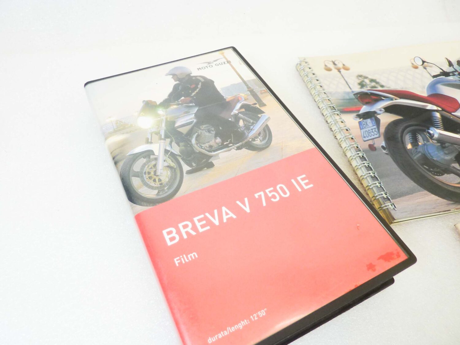 Depliant Brochure Guzzi Breva V750 I.E. VHS e CD materiale commerciale NUOVO fondo di magazzino - immagine 2