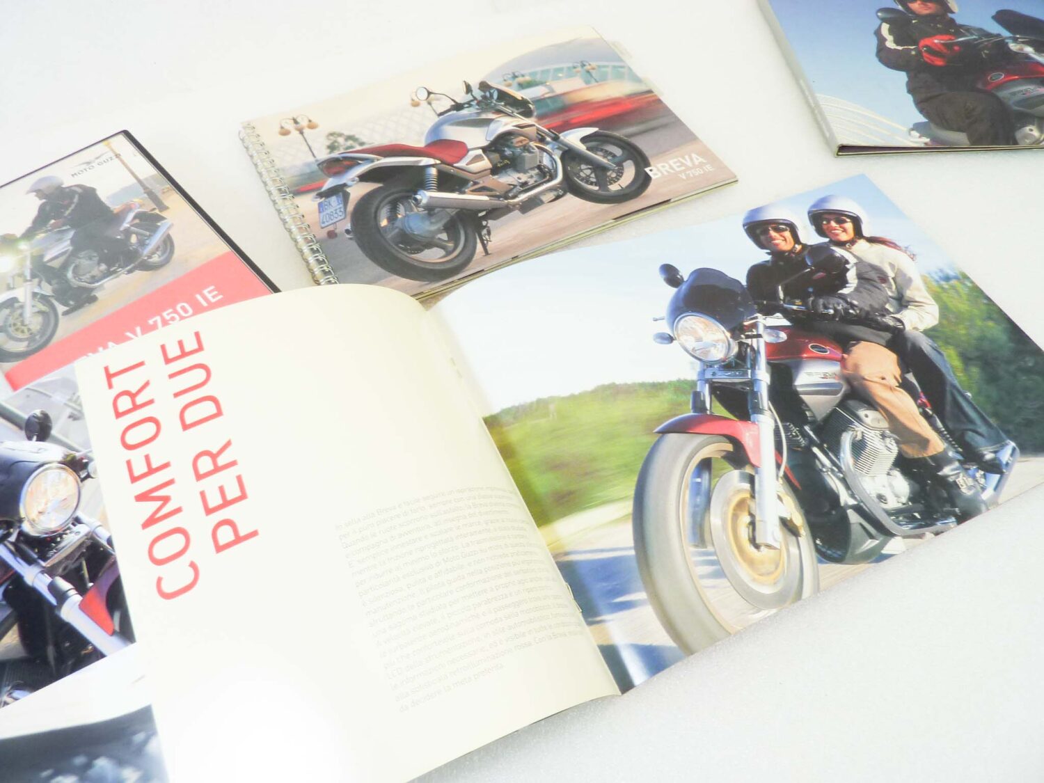 Depliant Brochure Guzzi Breva V750 I.E. VHS e CD materiale commerciale NUOVO fondo di magazzino - immagine 7