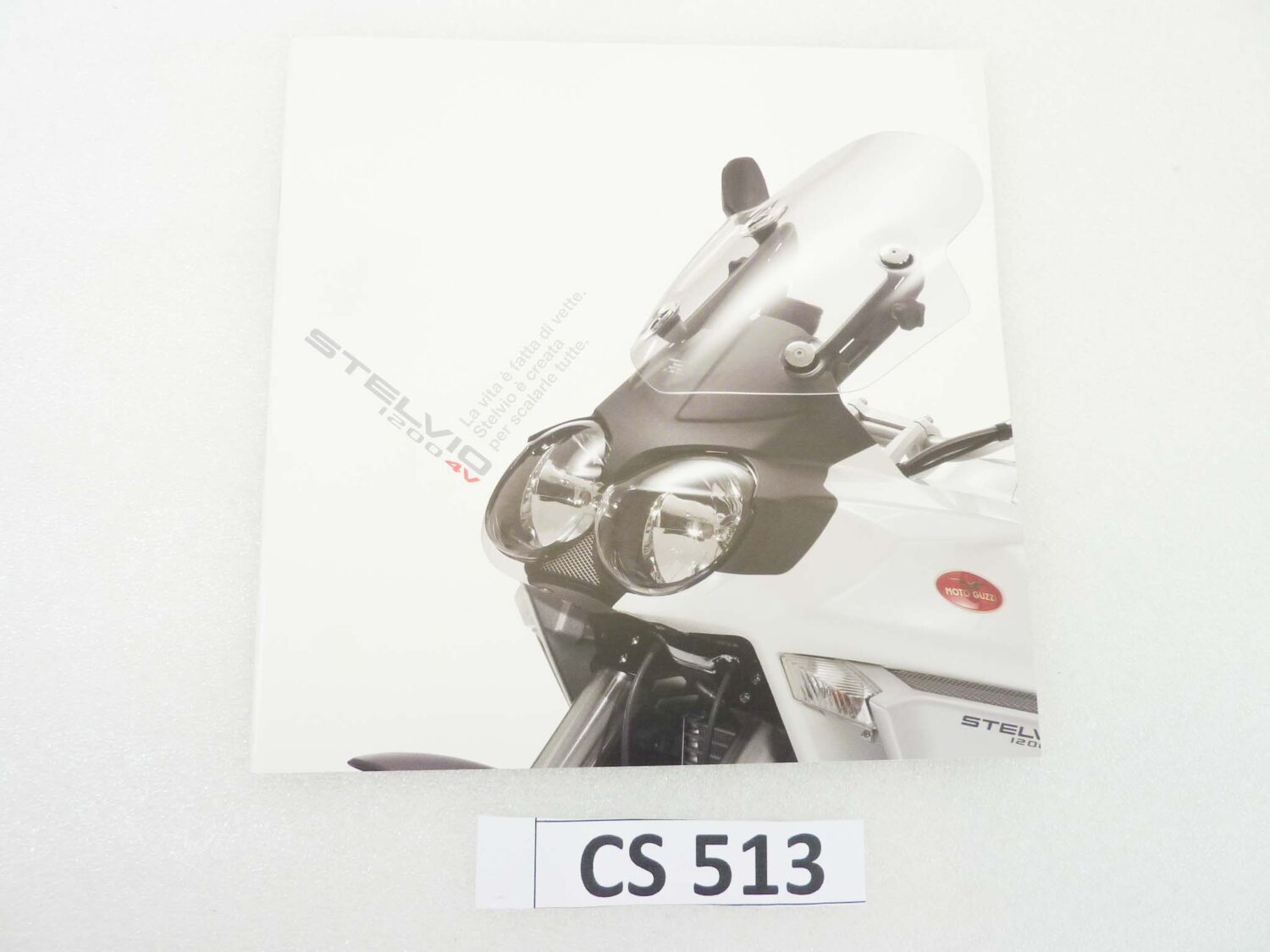 Depliant Brochure Guzzi Stelvio 1200 4V dim 21 x 21 cm materiale commerciale NUOVO fondo di magazzino