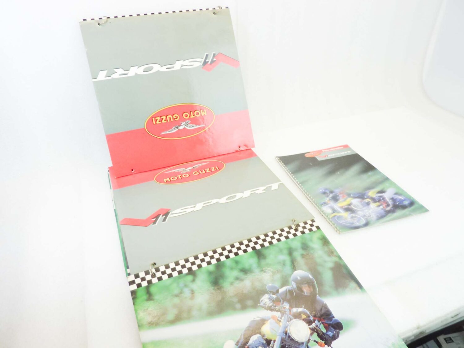 Depliant in forex PVC Guzzi V11 Sport presentazione stampa materiale commerciale NUOVO fondo di magazzino - immagine 4