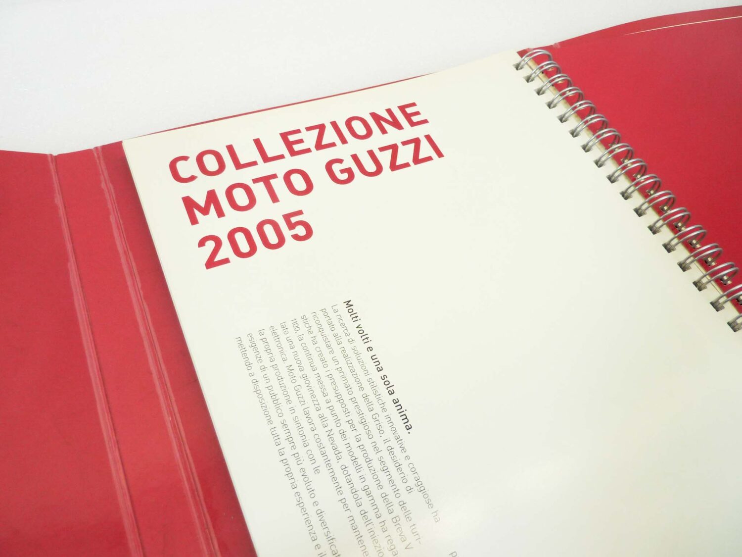Depliant Brochure con CD Guzzi modelli 2005 presentazione stampa dim 29 x 19 cm materiale commerciale NUOVO fondo di magazzino - immagine 6
