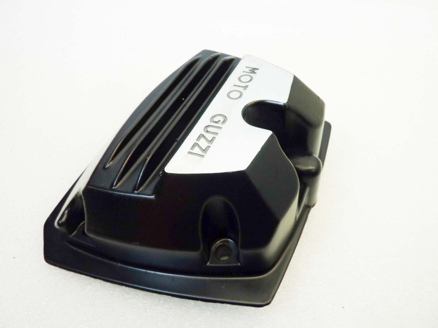Coperchio punterie Guzzi Florida 350 650 Nevada Base Club 650 coperchio valvole testata 19023600 NUOVO fondo di magazzino - immagine 5