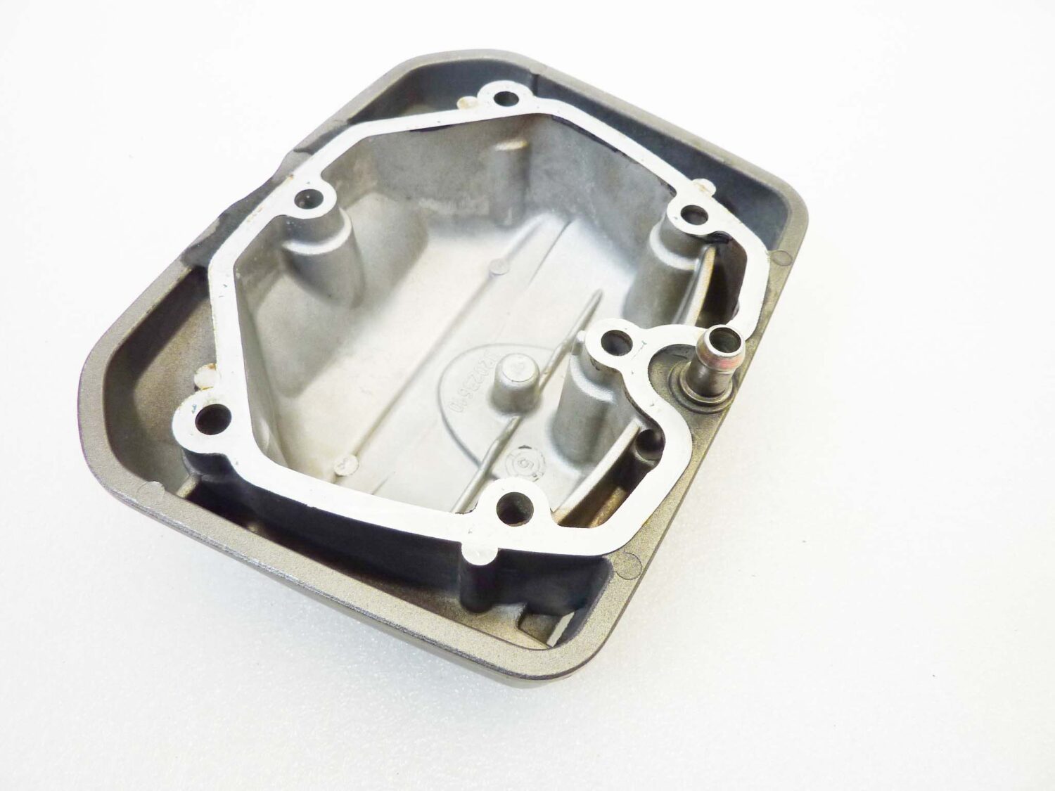 Coperchio punterie Guzzi Breva 750 Nevada Classic 750 cod 32023610 coperchio valvole testata - immagine 10
