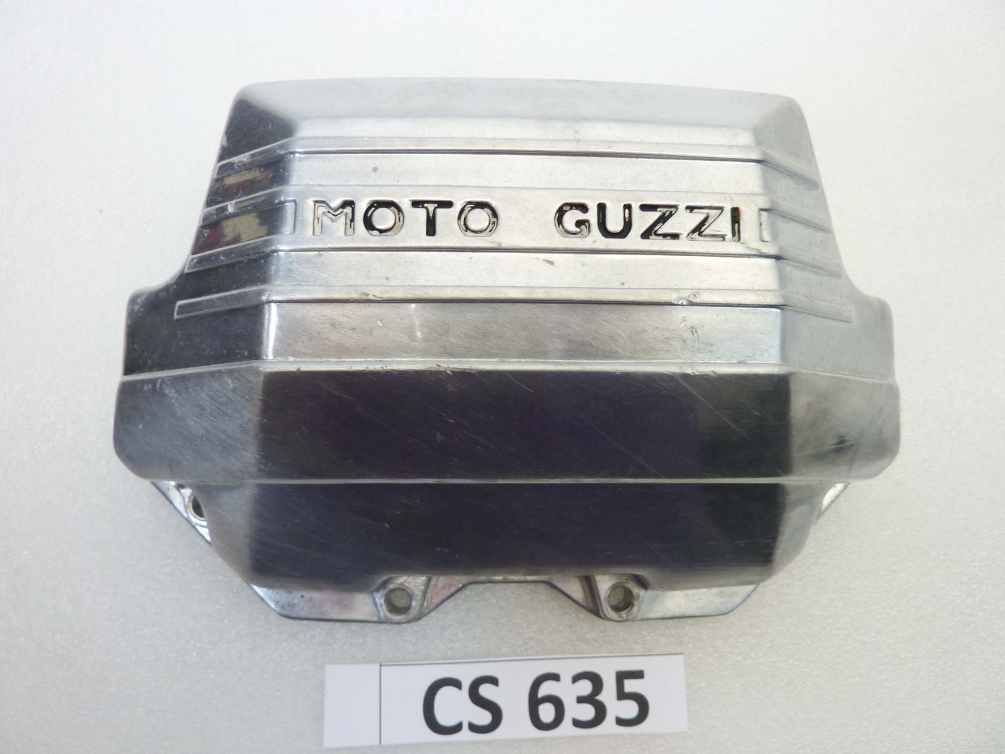 Coperchio punterie sinistro Guzzi California I.E. con foro sonda temperatura motore cod 14023560 coperchio valvole testata - immagine 2