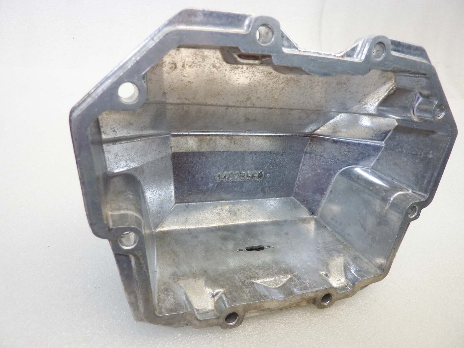 Coperchio punterie sinistro Guzzi California I.E. con foro sonda temperatura motore cod 14023560 coperchio valvole testata - immagine 13