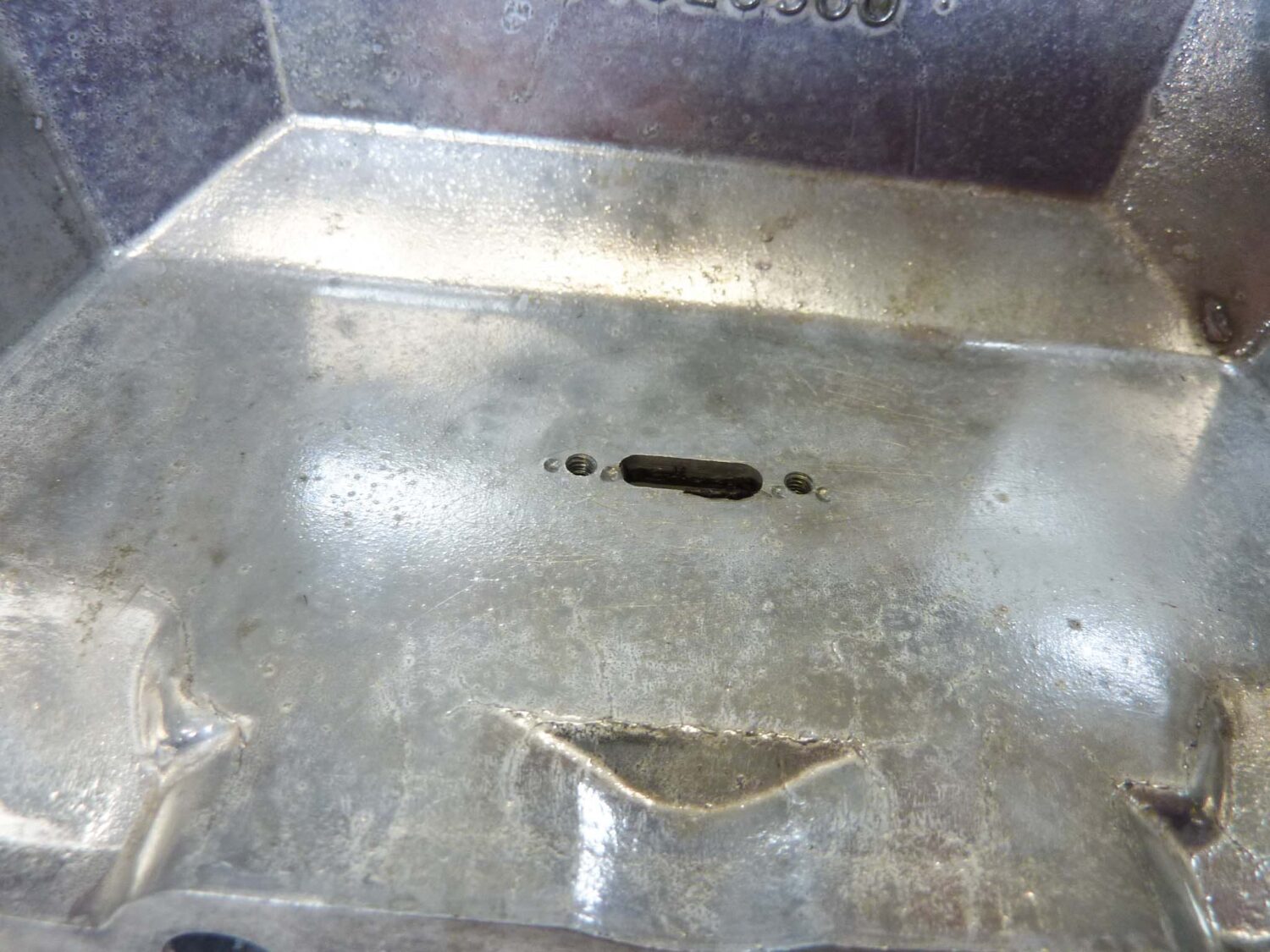Coperchio punterie sinistro Guzzi California I.E. con foro sonda temperatura motore cod 14023560 coperchio valvole testata - immagine 16