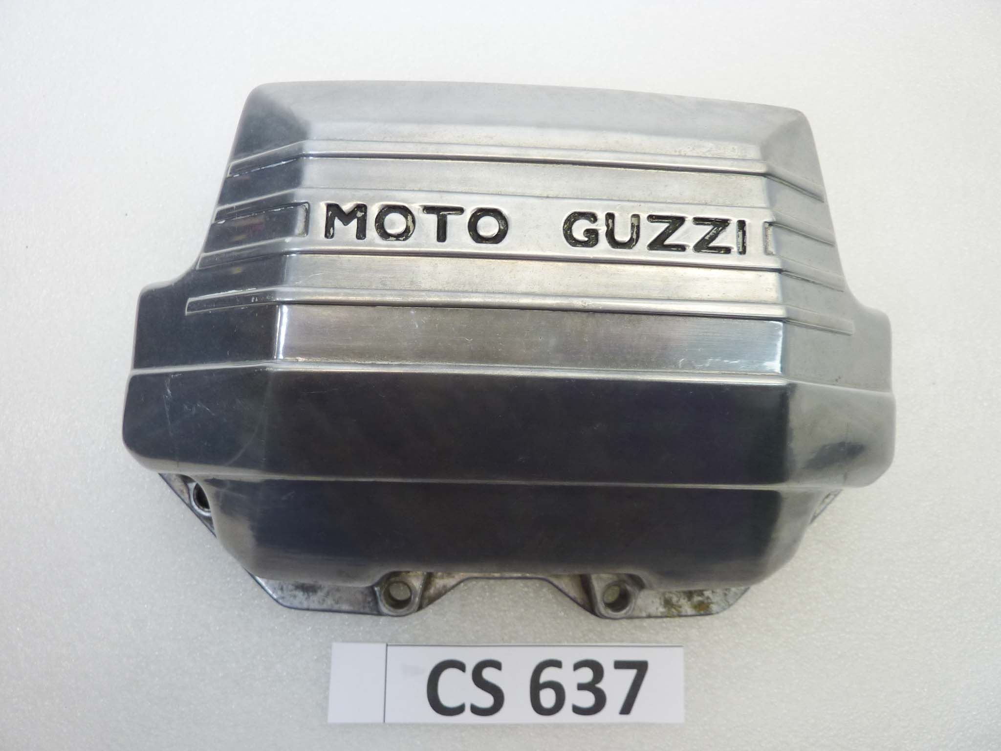 Coperchio punterie sinistro Guzzi California I.E. con foro sonda temperatura motore cod 14023560 coperchio valvole testata - immagine 2