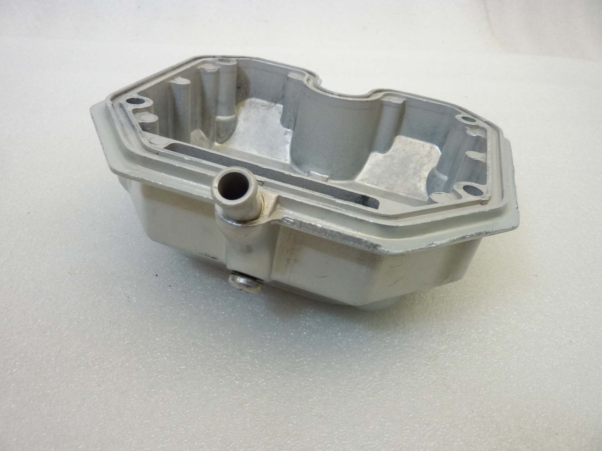 Coperchio punterie Guzzi V35 Imola 2 V65 Lario V75 4V coperchio valvole testata - immagine 9