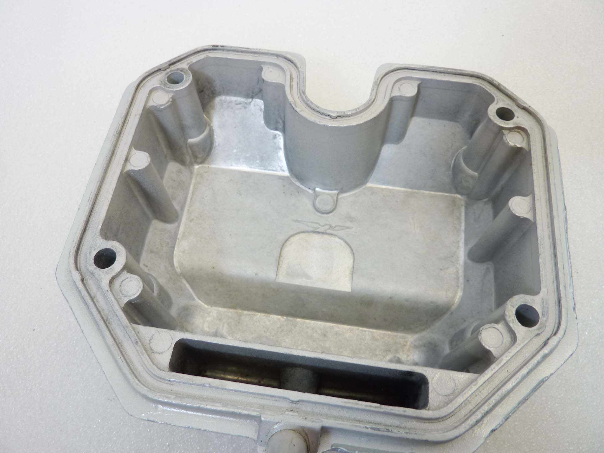 Coperchio punterie Guzzi V35 Imola 2 V65 Lario V75 4V coperchio valvole testata - immagine 10