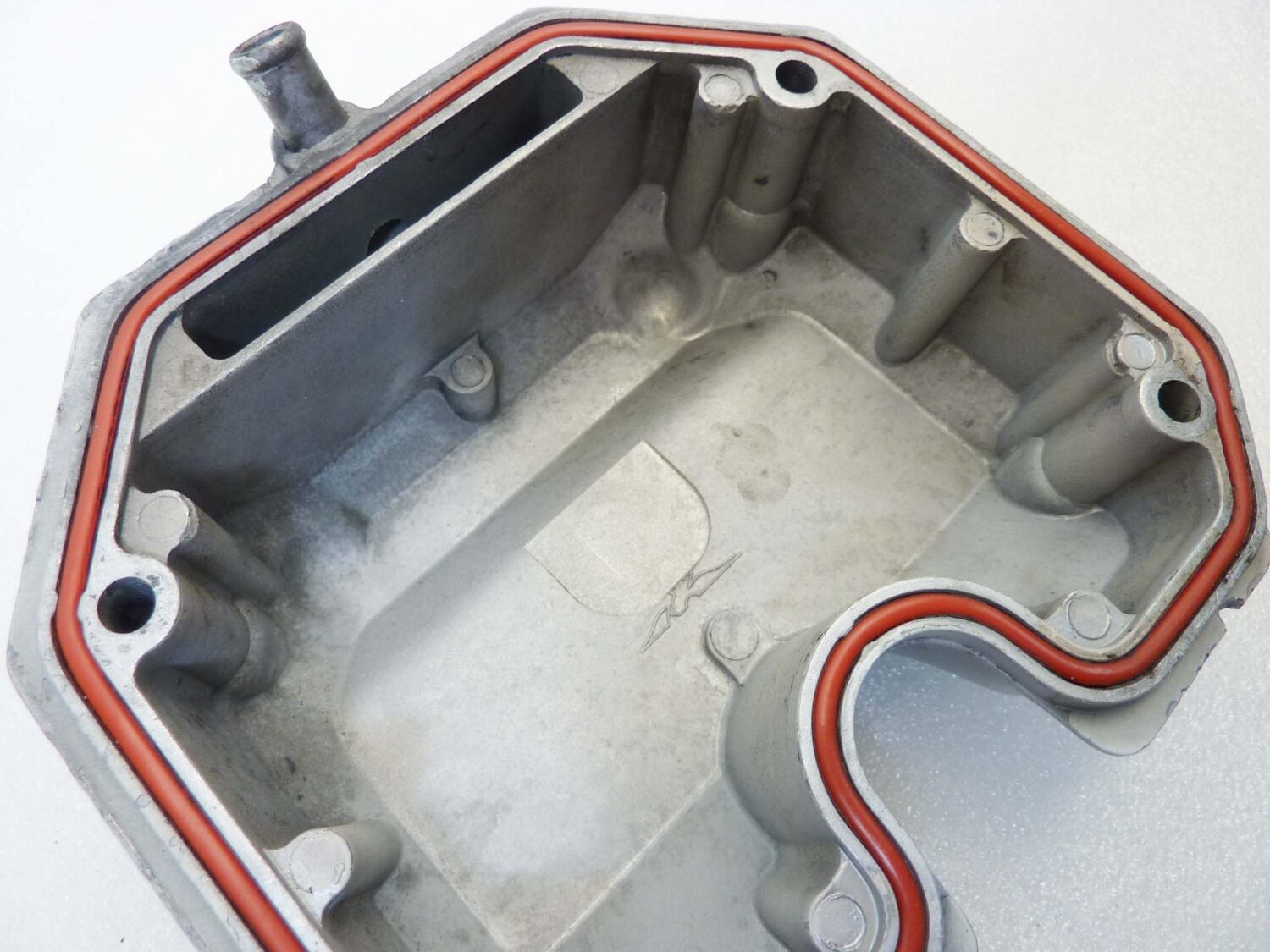 Coperchio punterie Guzzi V35 Imola 2 V65 Lario V75 4V cromato coperchio valvole testata - immagine 10