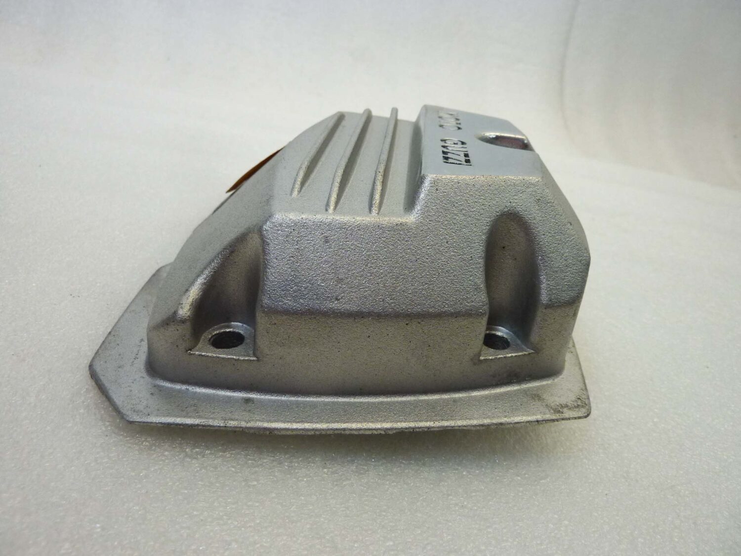 Coperchio punterie Guzzi V35 V50 V65 2V serie piccola coperchio valvole testata 19023600 NUOVO fondo di magazzino - immagine 7