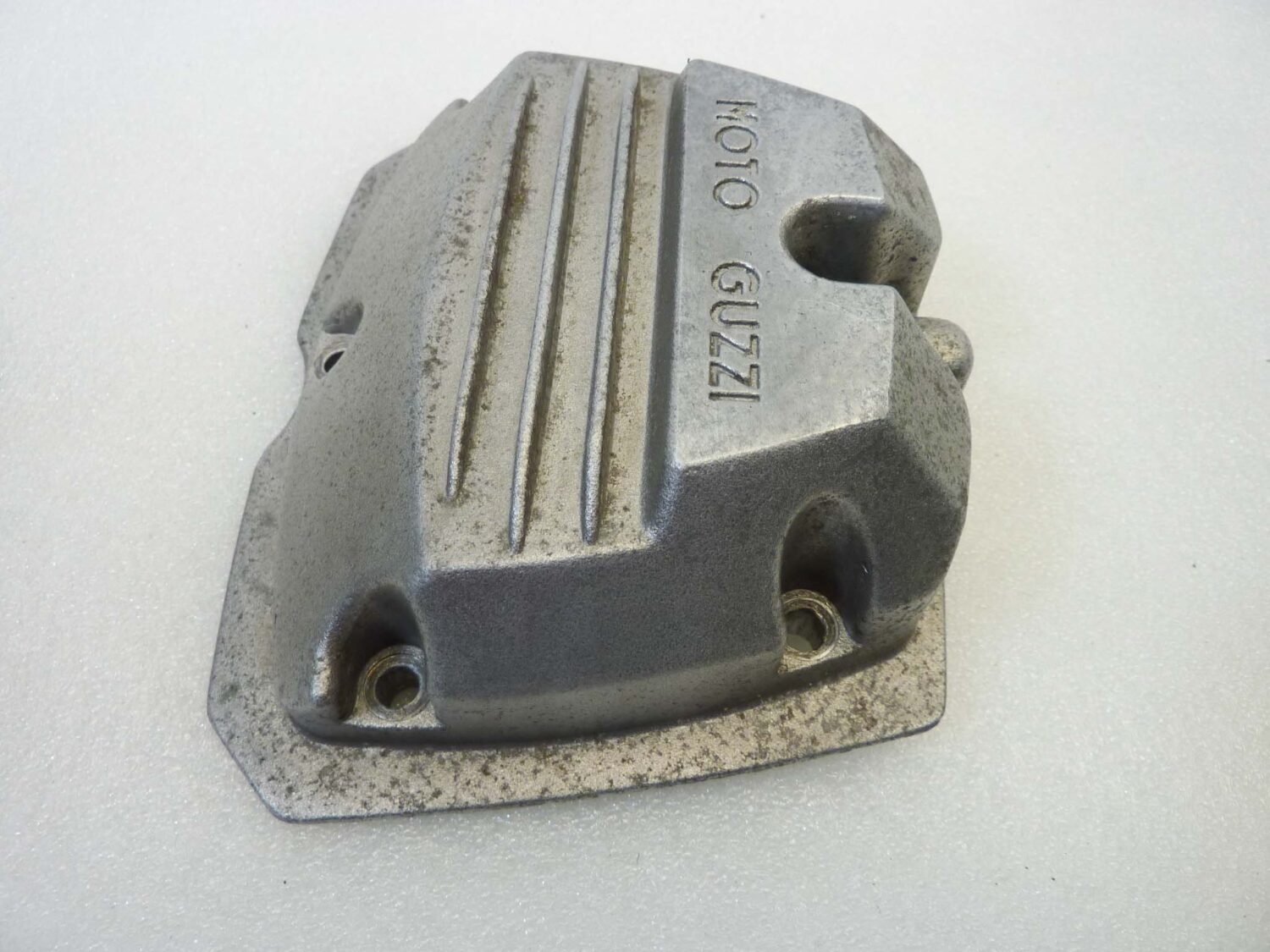 Coppia coperchi punterie Guzzi V35 V50 V65 2V serie piccola coperchio valvole testata 19023600 - immagine 5