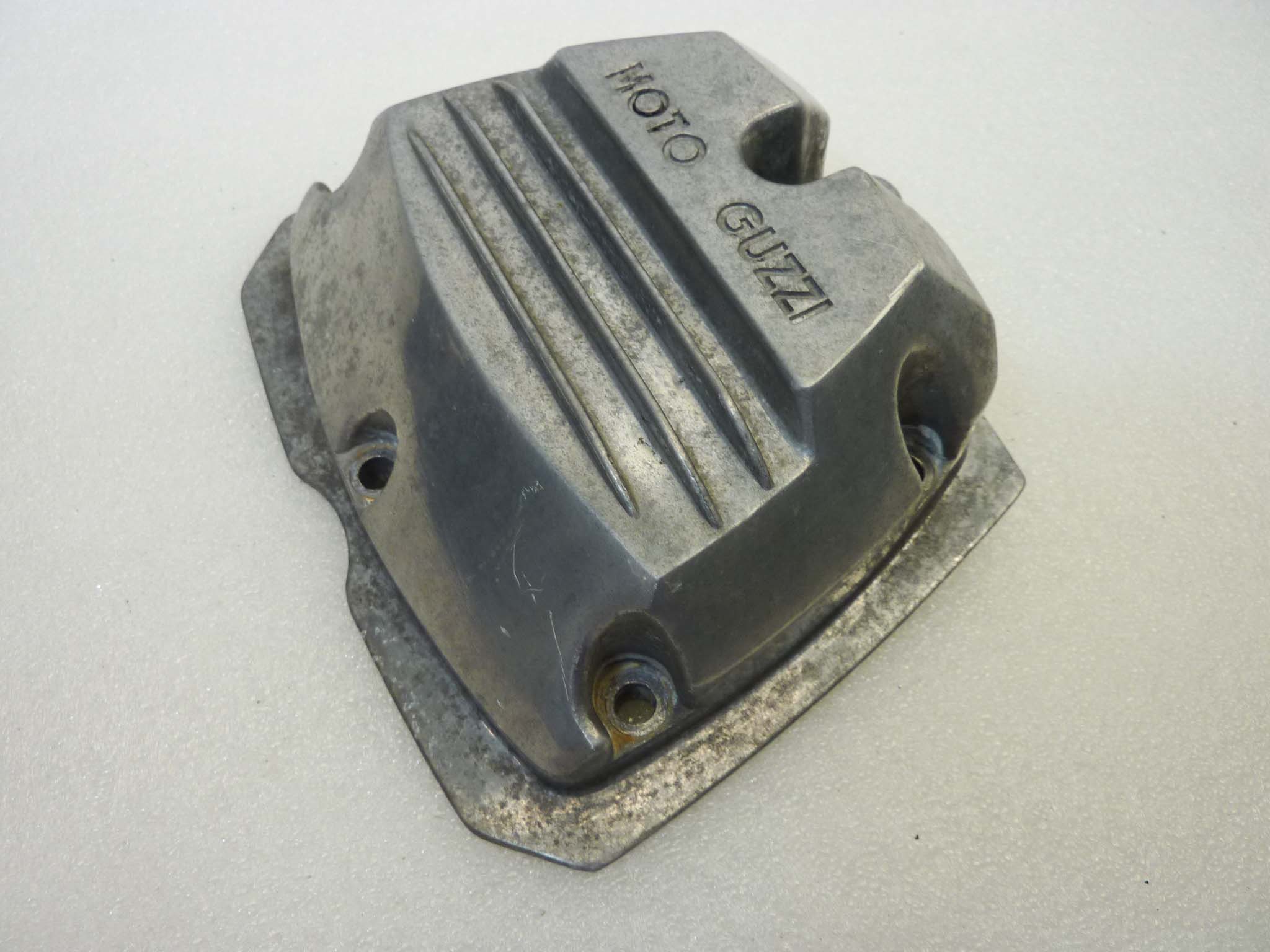 Coperchio punterie Guzzi V35 V50 V65 2V serie piccola coperchio valvole testata 19023600 - immagine 3