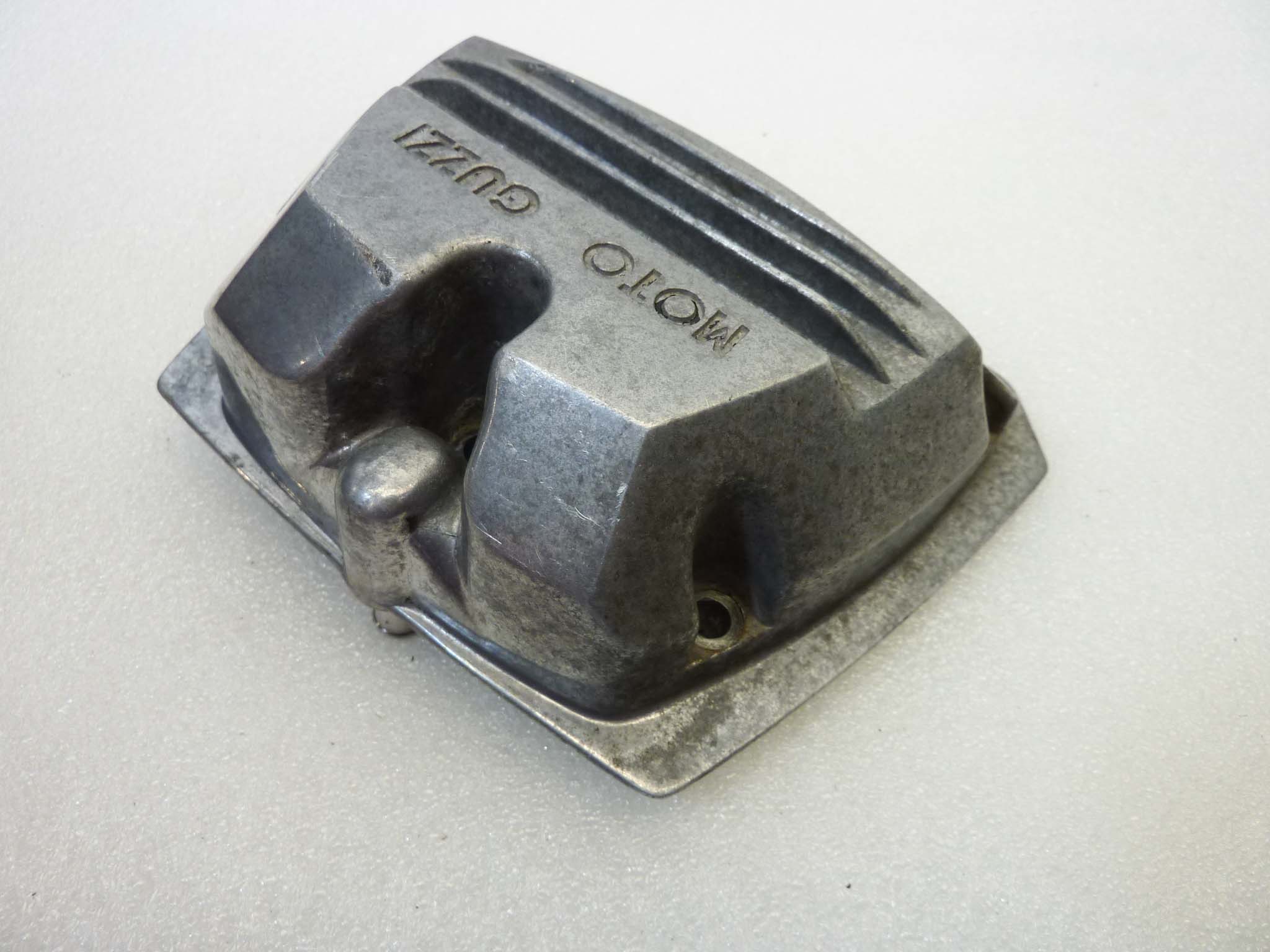 Coperchio punterie Guzzi V35 V50 V65 2V serie piccola coperchio valvole testata 19023600 - immagine 5