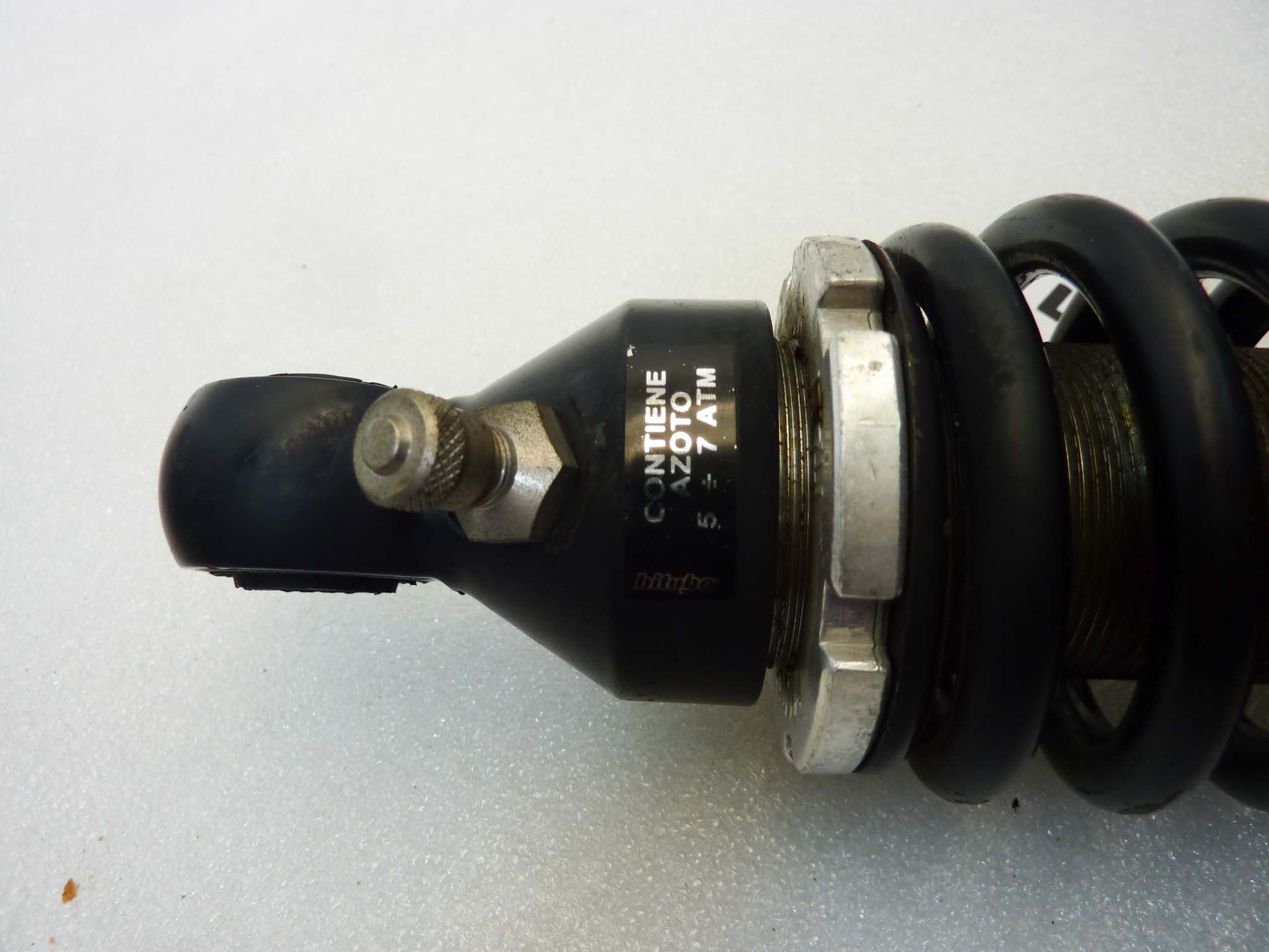 Ammortizzatori posteriori Bitubo Guzzi interasse 33,5 cm diam boccole 14 mm diam molla 65 mm - immagine 9