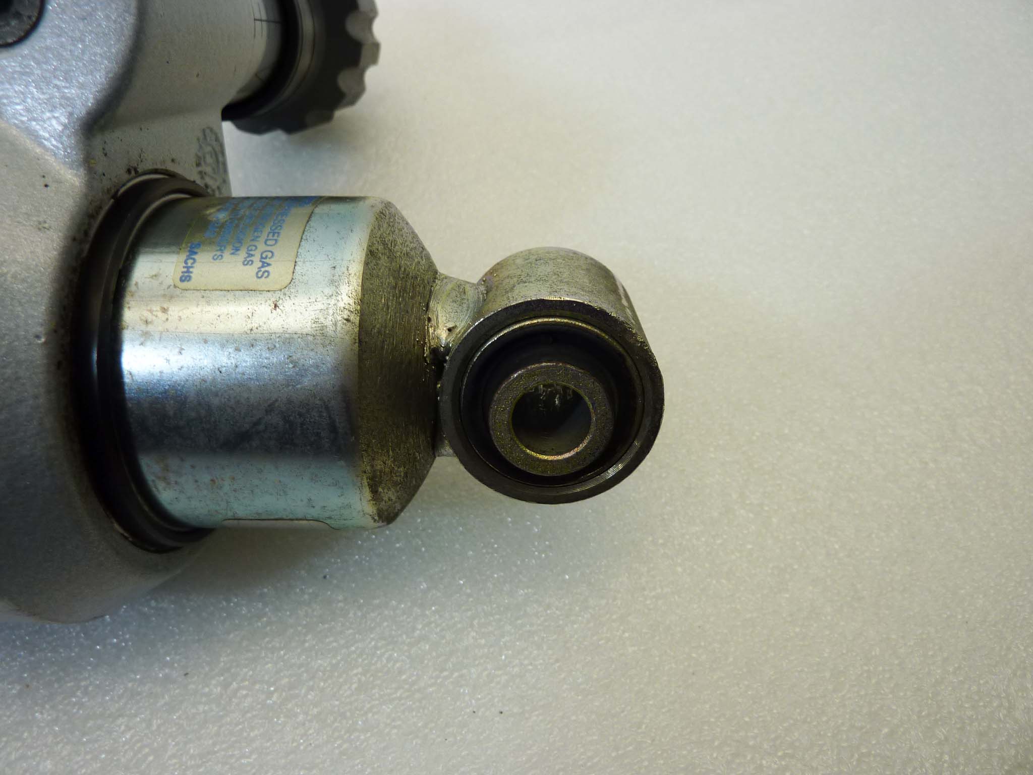 Ammortizzatore posteriore Guzzi Breva NORGE 1200 ANNO 2006 AL 2010 interasse 28,5 Sachs - immagine 8