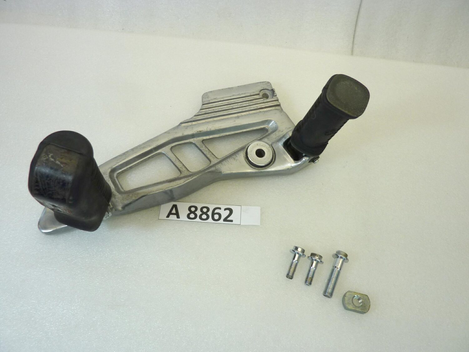 Staffa pedane poggiapiedi sinistra Yamaha XJ 600 51J 1984-1991 35J01 - immagine 12