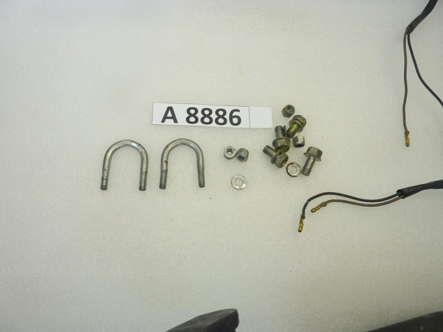 Kit Givi per borse Yamaha XJ 600 51J 1984-1991 valige laterali e top case 0809000686 piastra staffe completo di frecce Monokey - immagine 3