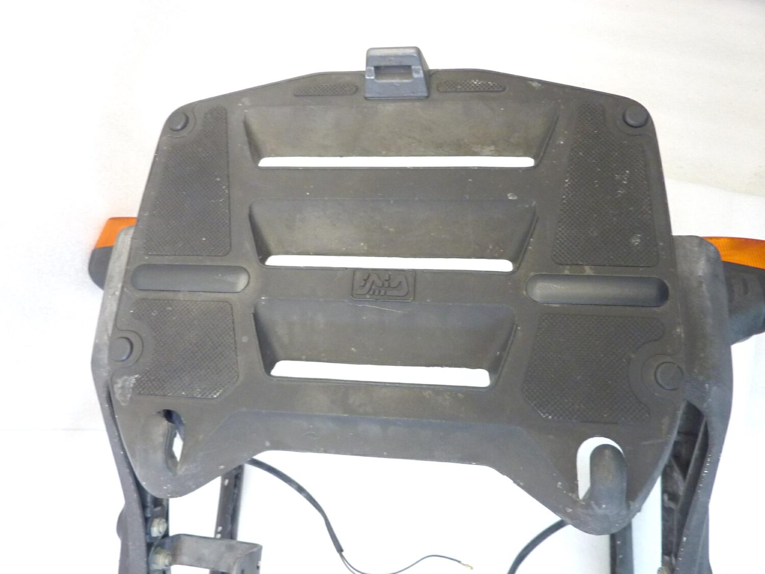 Kit Givi per borse Yamaha XJ 600 51J 1984-1991 valige laterali e top case 0809000686 piastra staffe completo di frecce Monokey - immagine 6