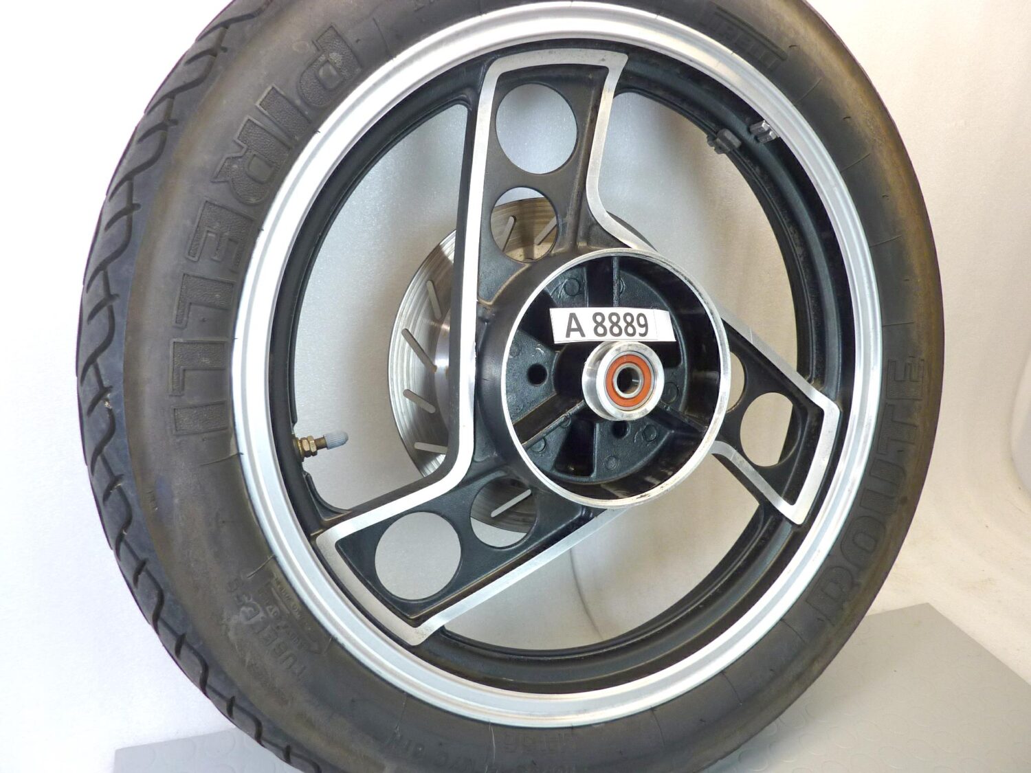 Ruota posteriore Yamaha XJ 600 51J 1984-1991 cerchio ruota posteriore con disco spessore 5,2 mm - immagine 2
