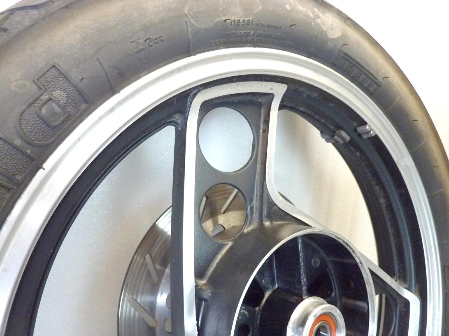 Ruota posteriore Yamaha XJ 600 51J 1984-1991 cerchio ruota posteriore con disco spessore 5,2 mm - immagine 6
