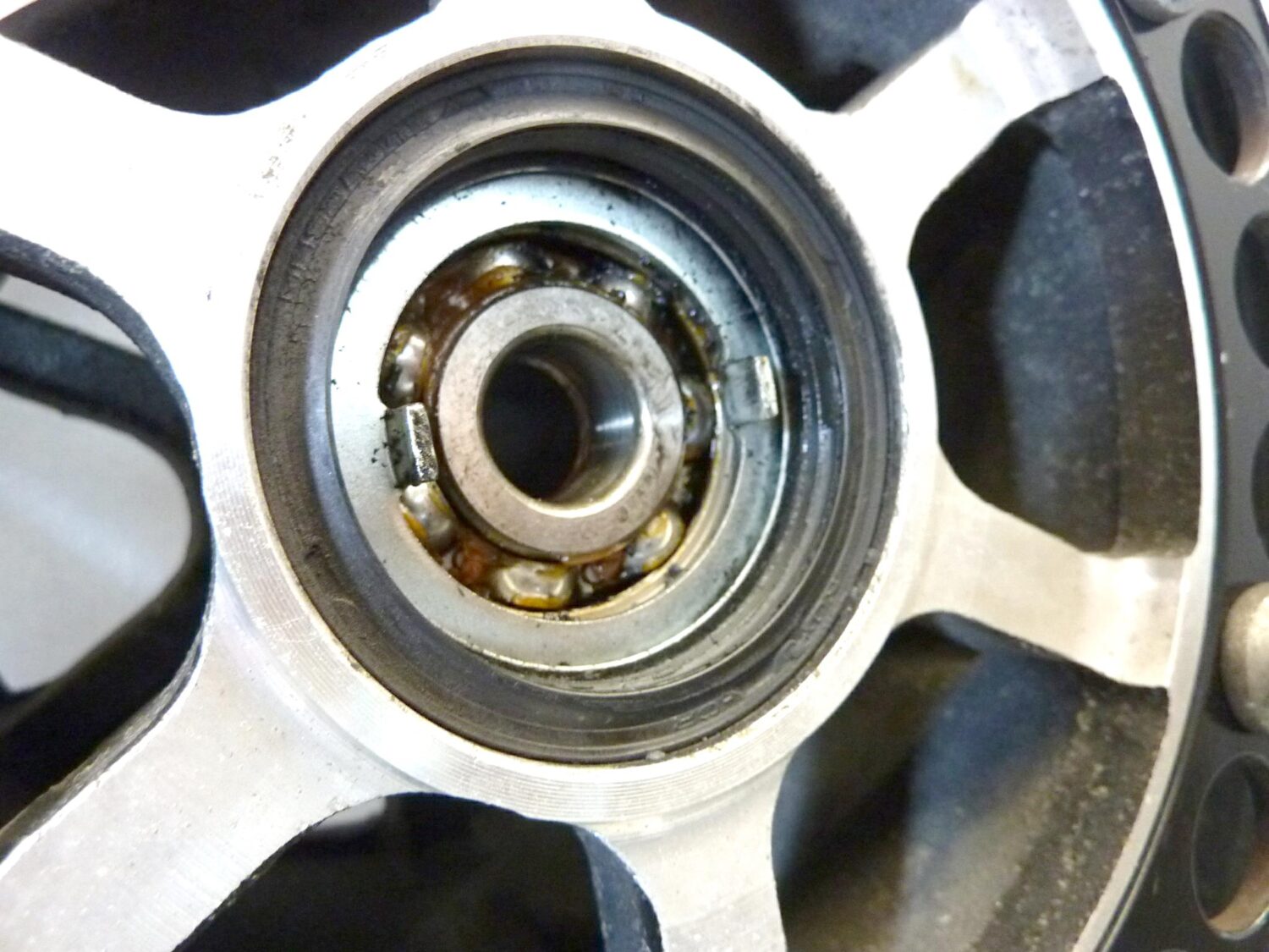Ruota anteriore Yamaha XJ 600 51J 1984-1991 cerchio ruota anteriore con dischi freno spessore 5,30 mm - immagine 18
