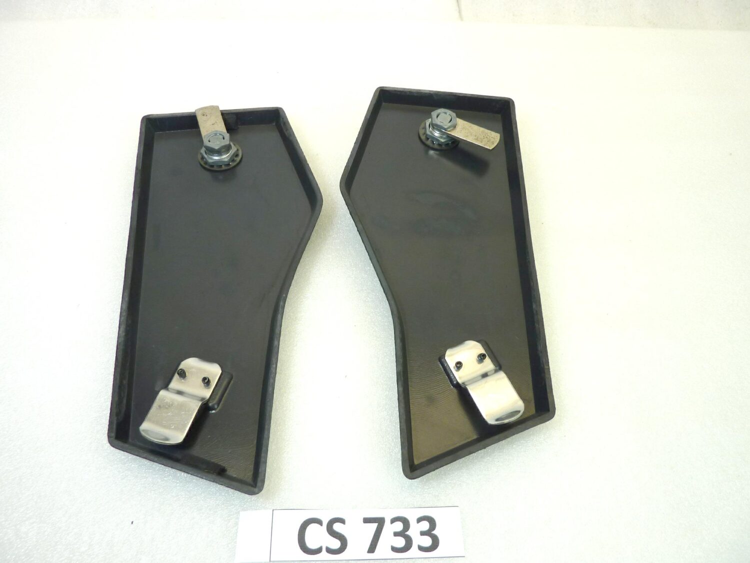 Coppia sportellini carena Driver per Guzzi California 2 II con chiave sportelli anteriore - immagine 5