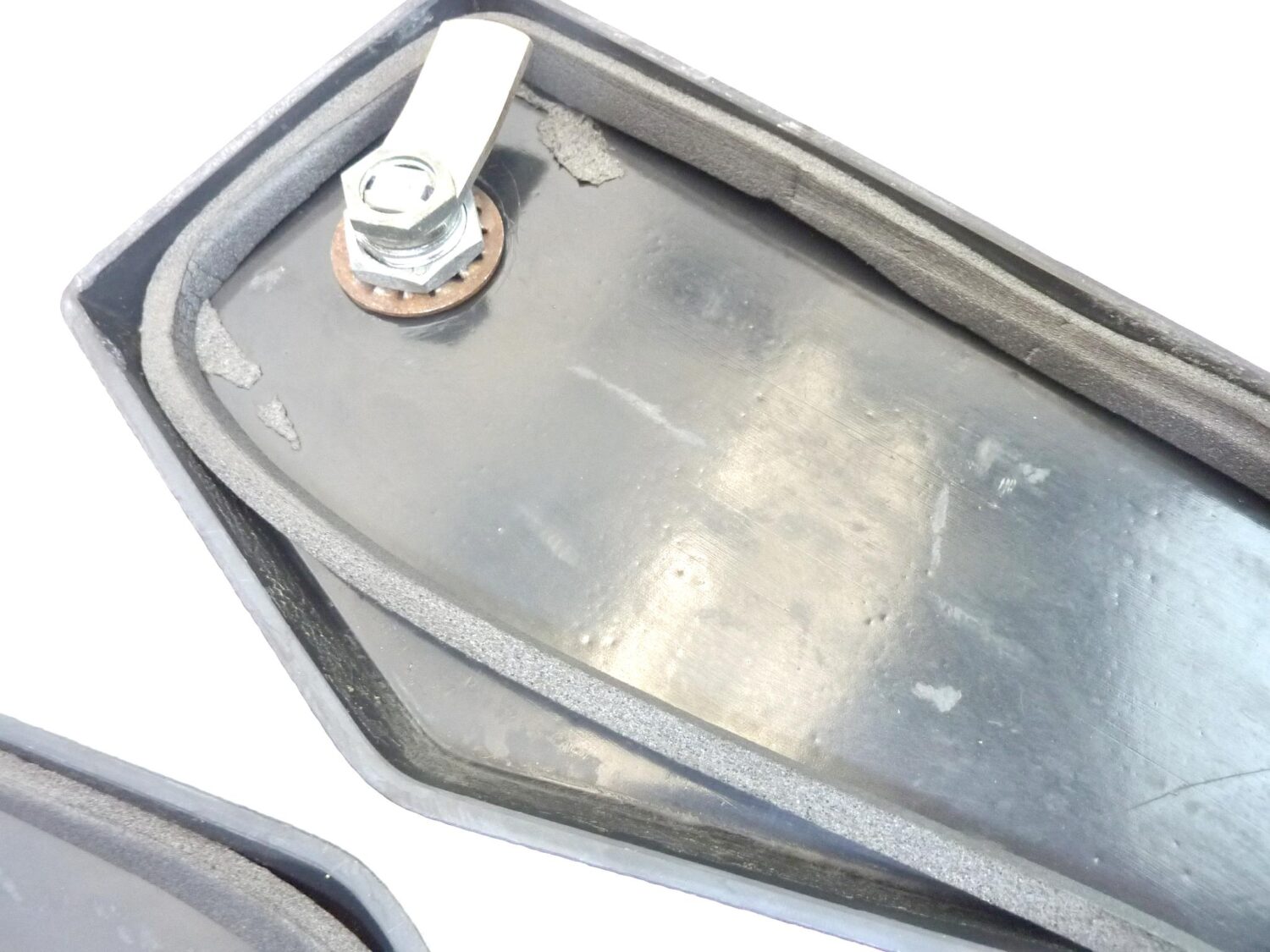 Coppia sportellini carena Driver per Guzzi California 2 II con chiave sportelli anteriore - immagine 8