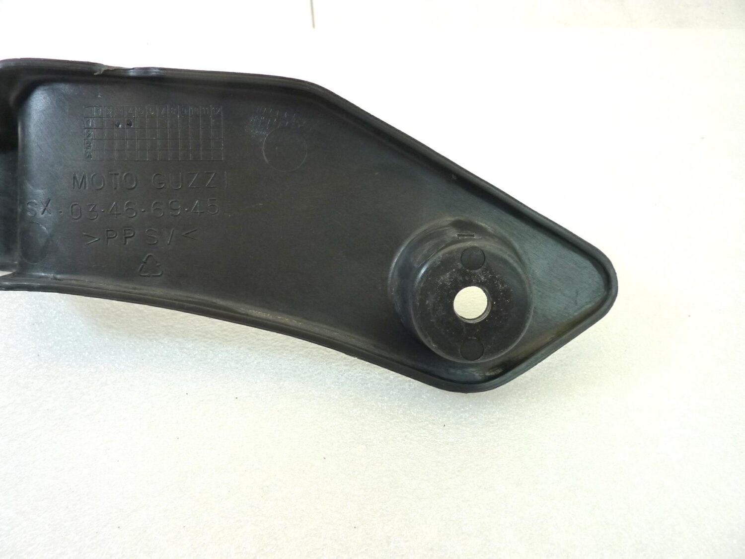 Copri ammortizzatore posteriore sinistro Guzzi California cod 03466945 - immagine 11