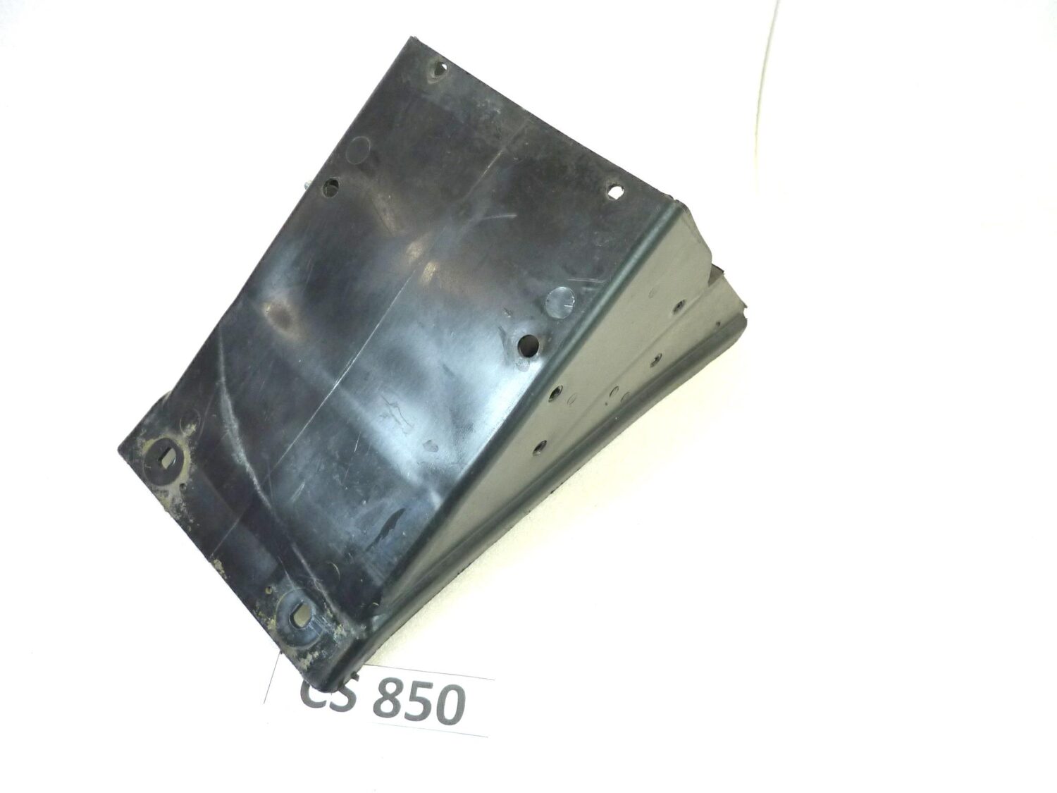 Vano sotto sella passaruota V35 Guzzi Florida 1986 - 1992 vano porta utensili - immagine 4