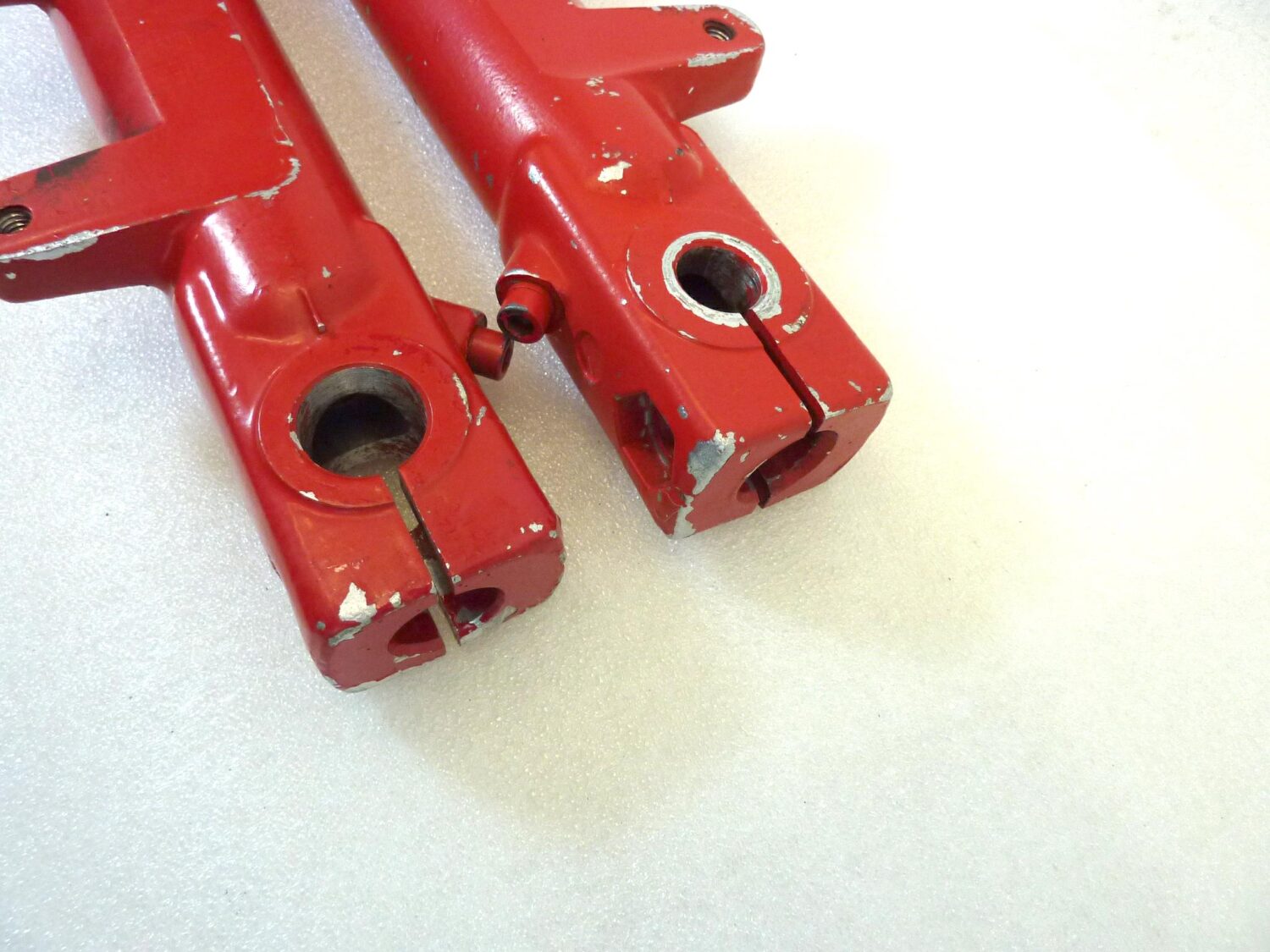 Foderi forcella Guzzi V35 Imola rossi interasse fori pinza 93 mm diam 30 mm gambali - immagine 15