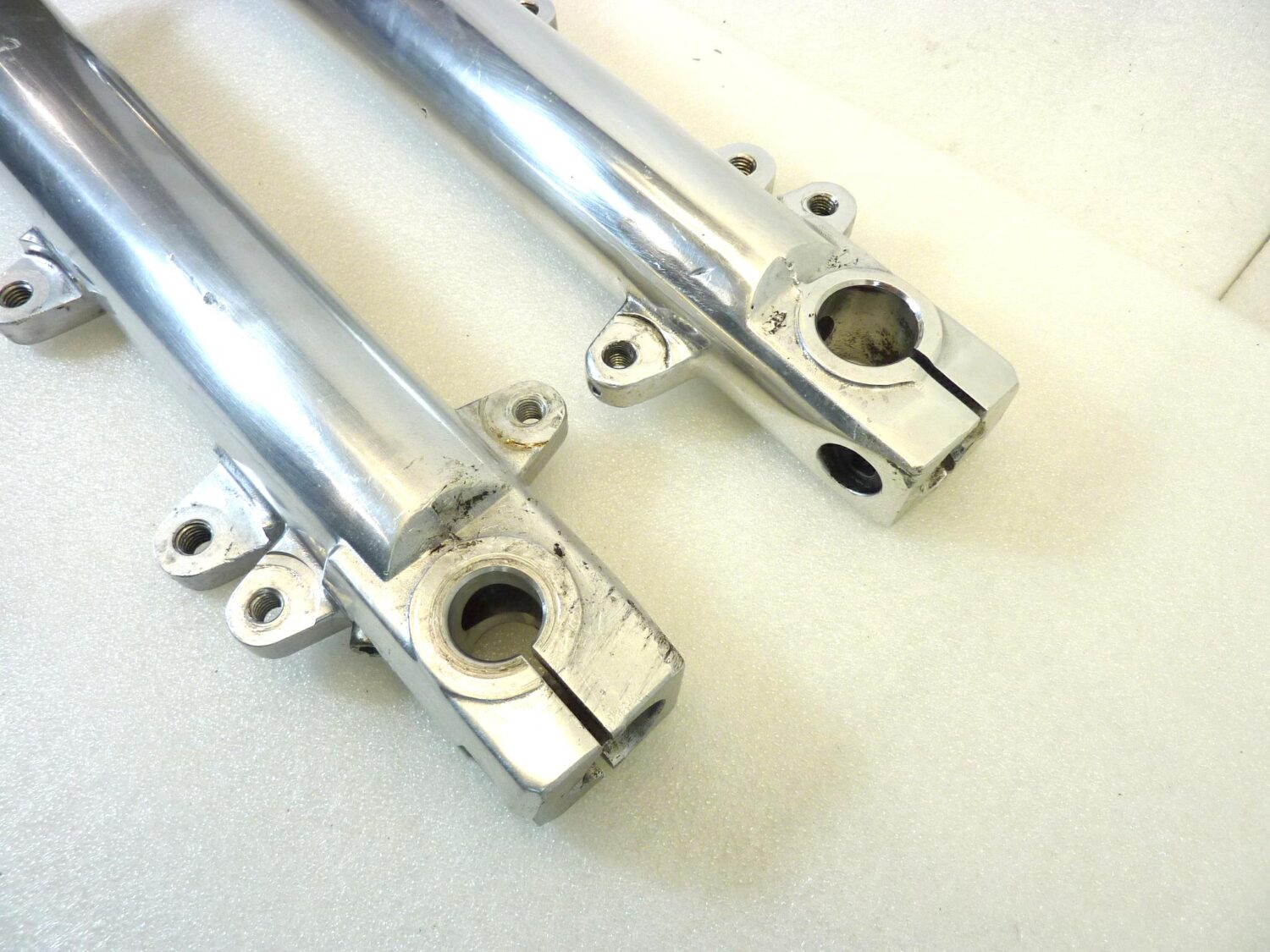 Foderi forcella Guzzi California 3 III carenato cod GU29522550 GU29522650 interasse fori pinza 107 mm diam 40 mm gambali - immagine 9