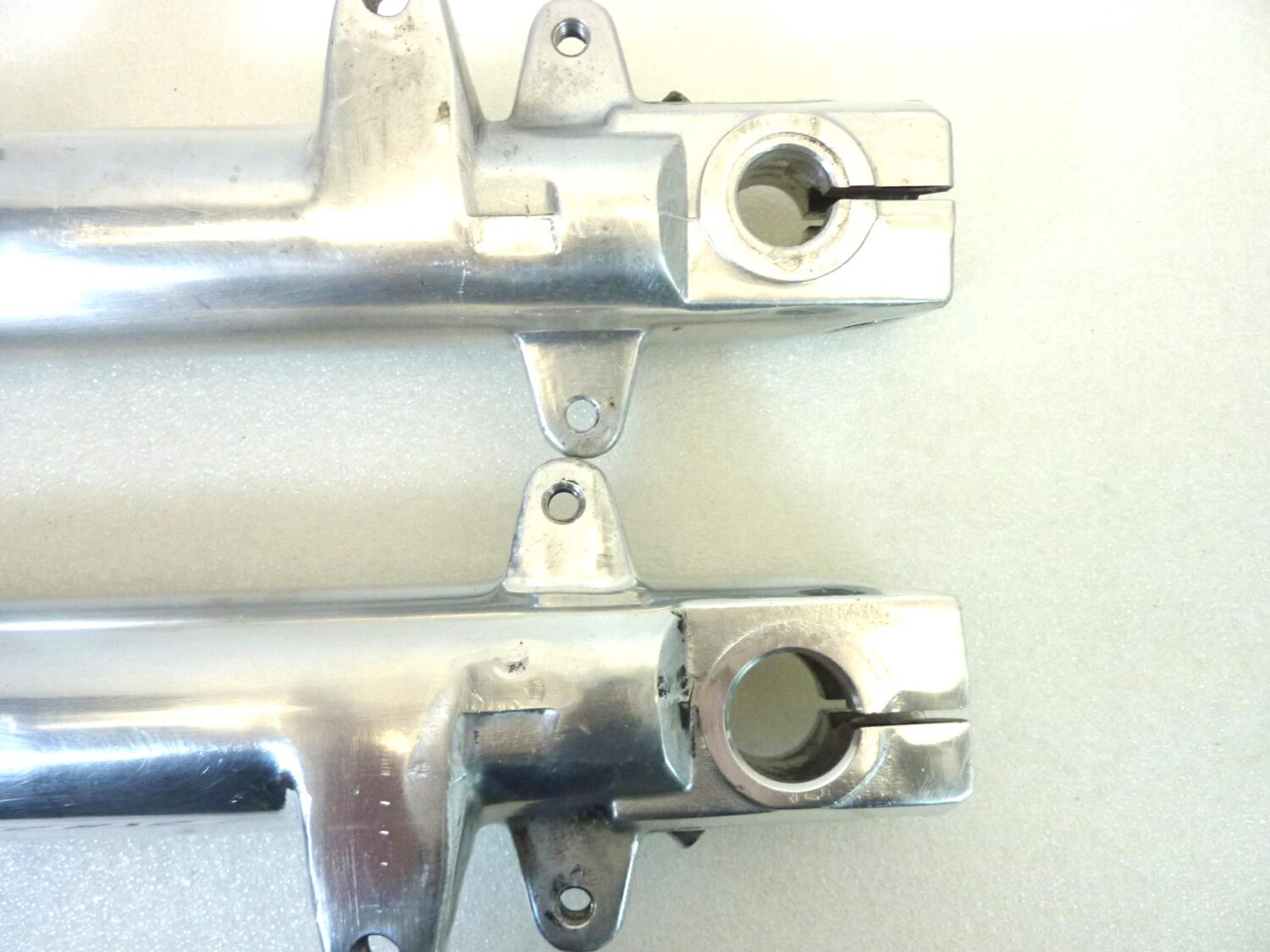 Foderi forcella Guzzi California 3 III carenato cod GU29522550 GU29522650 interasse fori pinza 107 mm diam 40 mm gambali - immagine 12