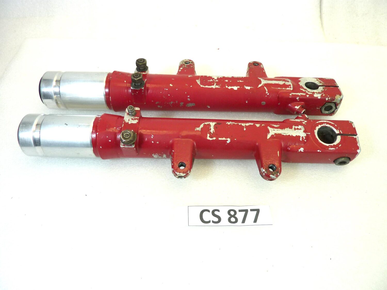 Foderi forcella Guzzi V35 1981 rossi interasse fori pinza 93 mm diam 32 mm gambali