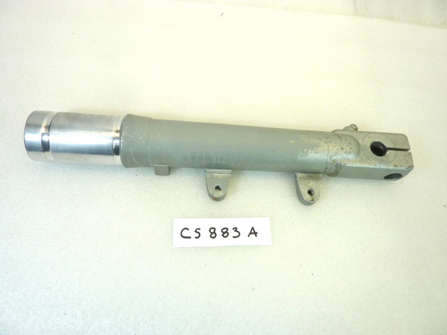 Fodero forcella Guzzi V35 V50 interasse fori pinza 93 mm diam 32 mm gambale