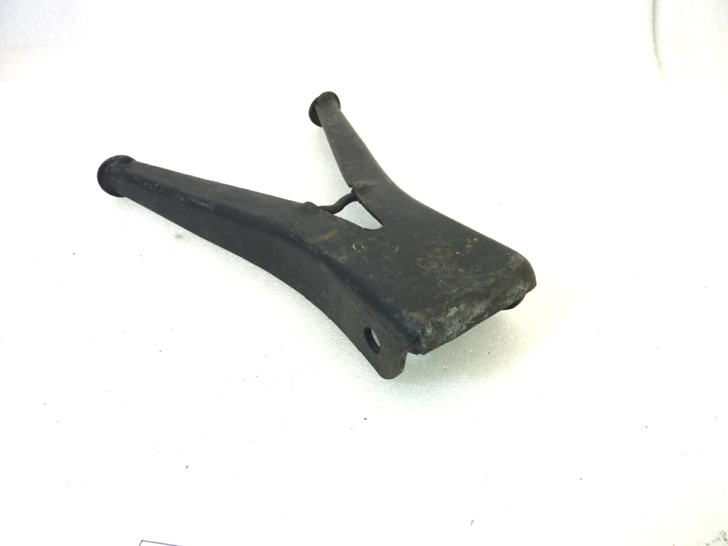 Cavalletto centrale Moto Guzzi Trotter - immagine 4