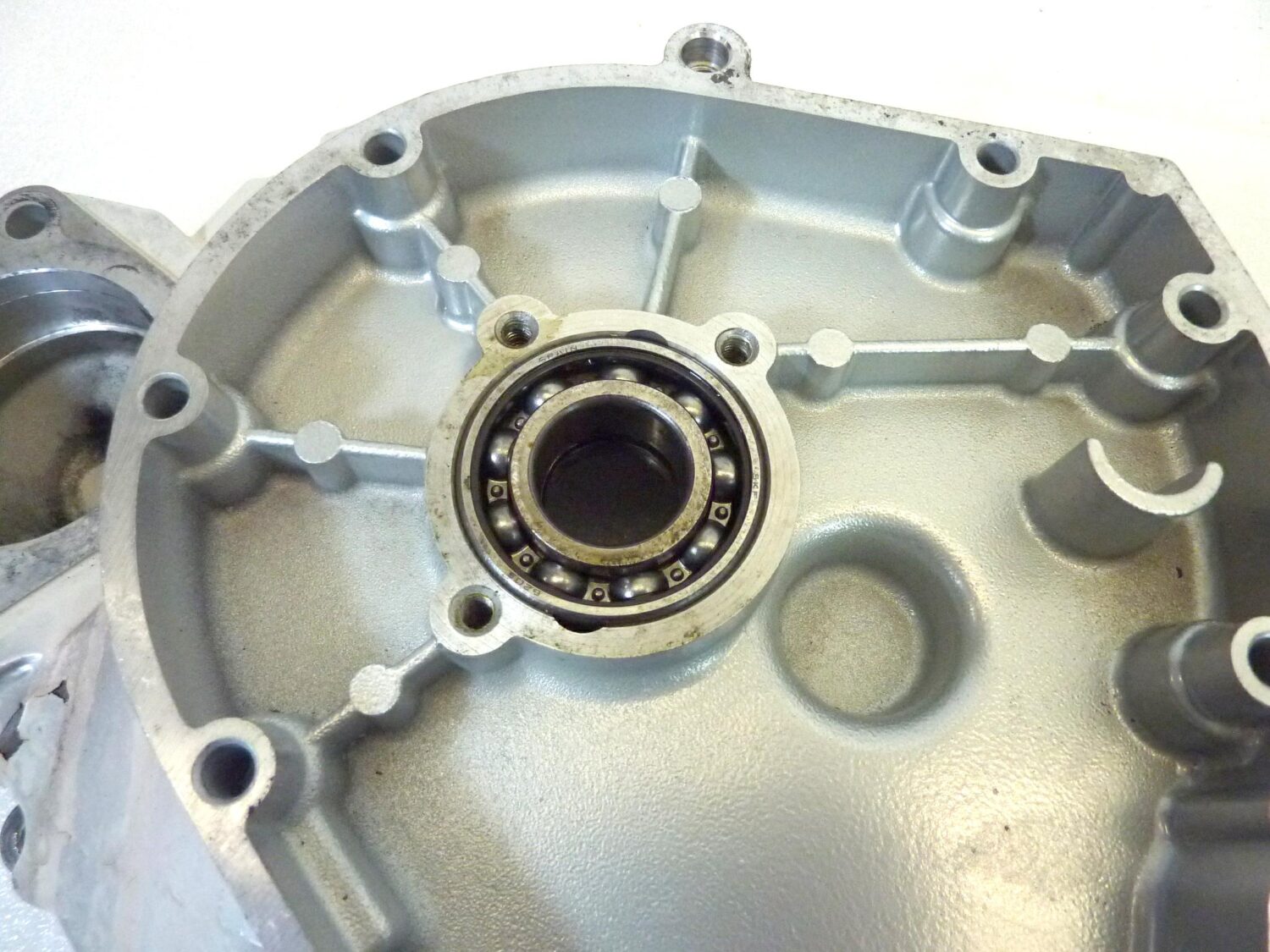 Carter scatola cambio Guzzi V65 Vigili bianco basamento - immagine 3