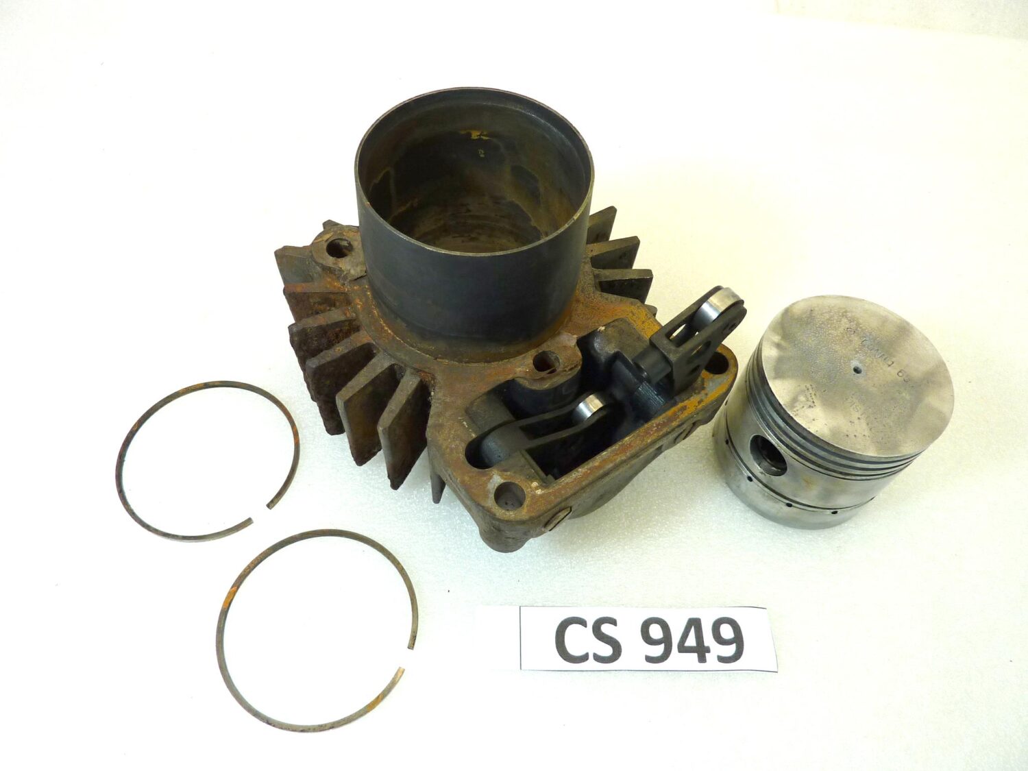 Cilindro pistone Guzzi Galletto 175 diam 65,5 mm ghisa