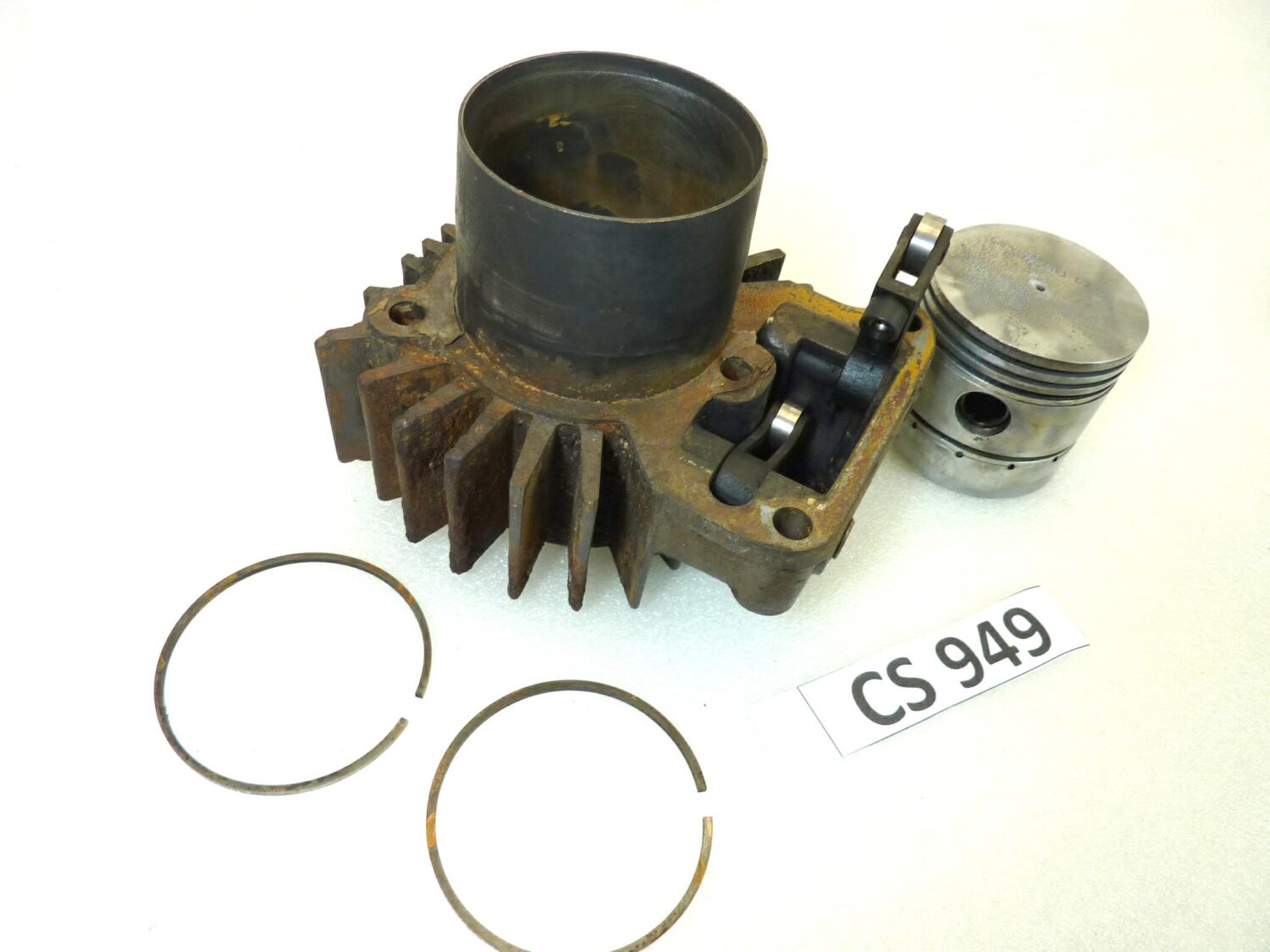 Cilindro pistone Guzzi Galletto 175 diam 65,5 mm ghisa - immagine 2