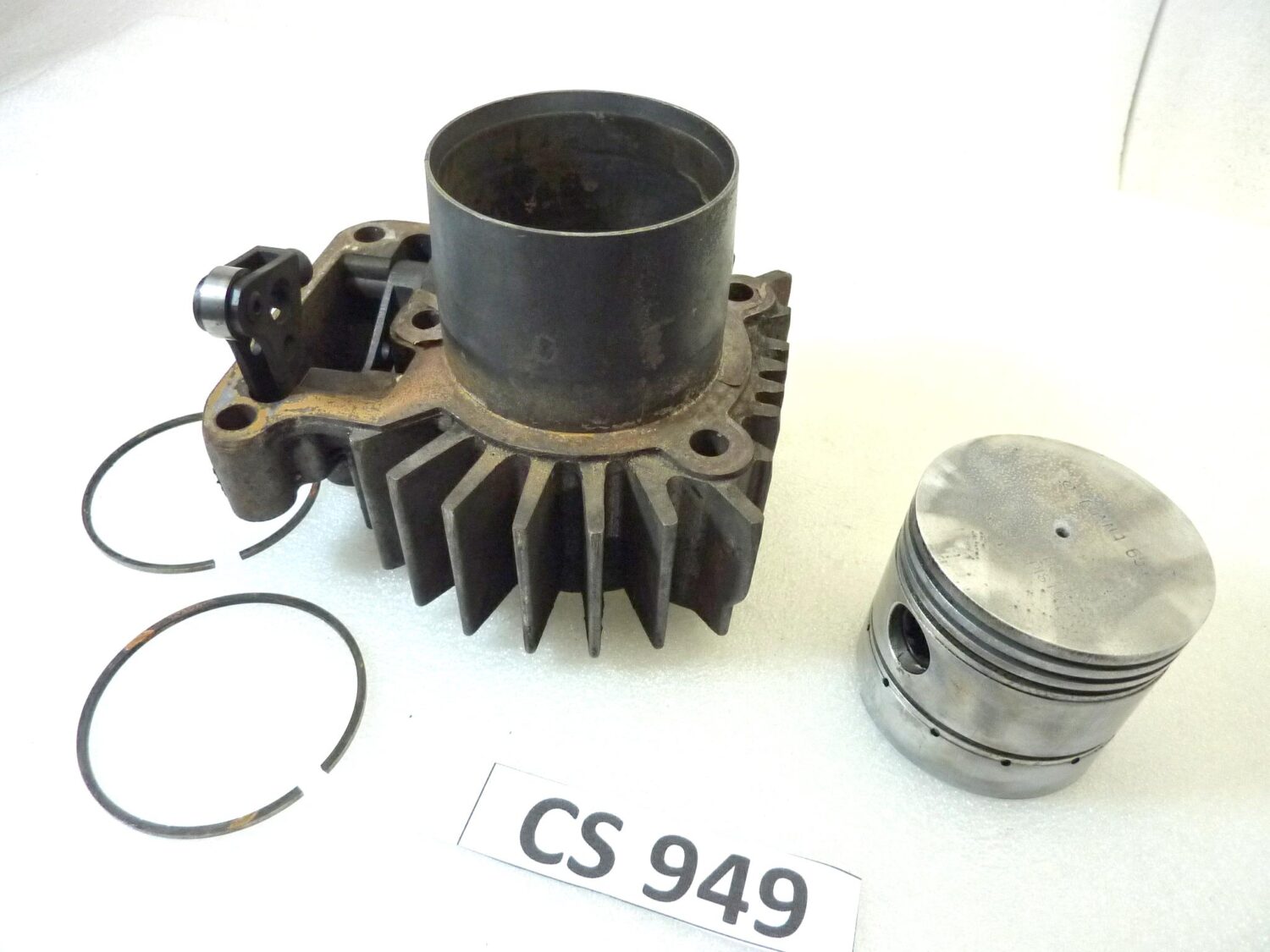 Cilindro pistone Guzzi Galletto 175 diam 65,5 mm ghisa - immagine 7