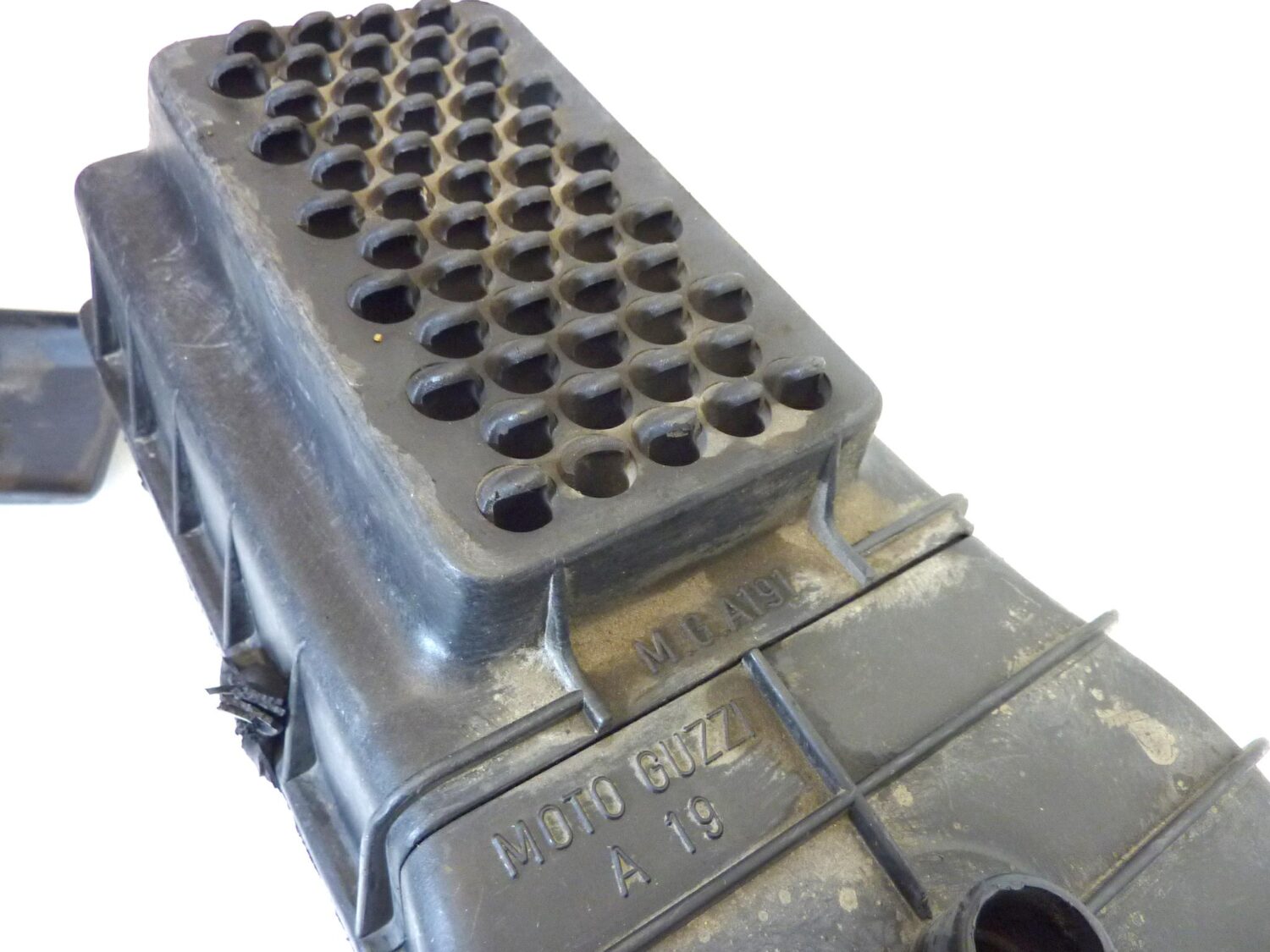 Airbox scatola filtro aria completo Guzzi V65c V65SP V65 Florida NTX Nevada cod 19114060 19113460 19113760 - immagine 7