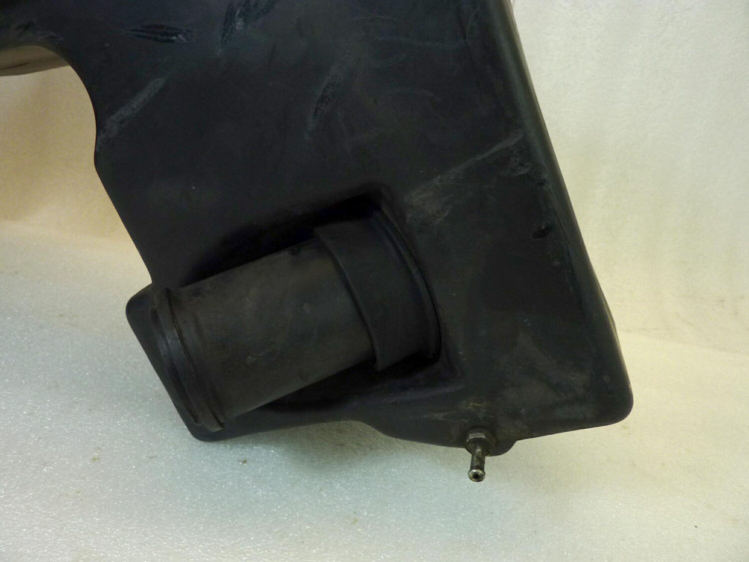 Airbox scatola filtro aria Guzzi California 1100 cod 30114060 - immagine 14