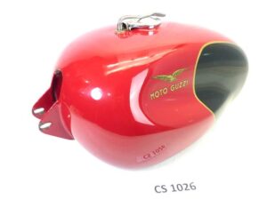 Serbatoio benzina Guzzi epoca vari modelli con tancherite e tappo larghezza canale anteriore 40 mm - posteriore 86 mm, luce staffe 29 mm carburante