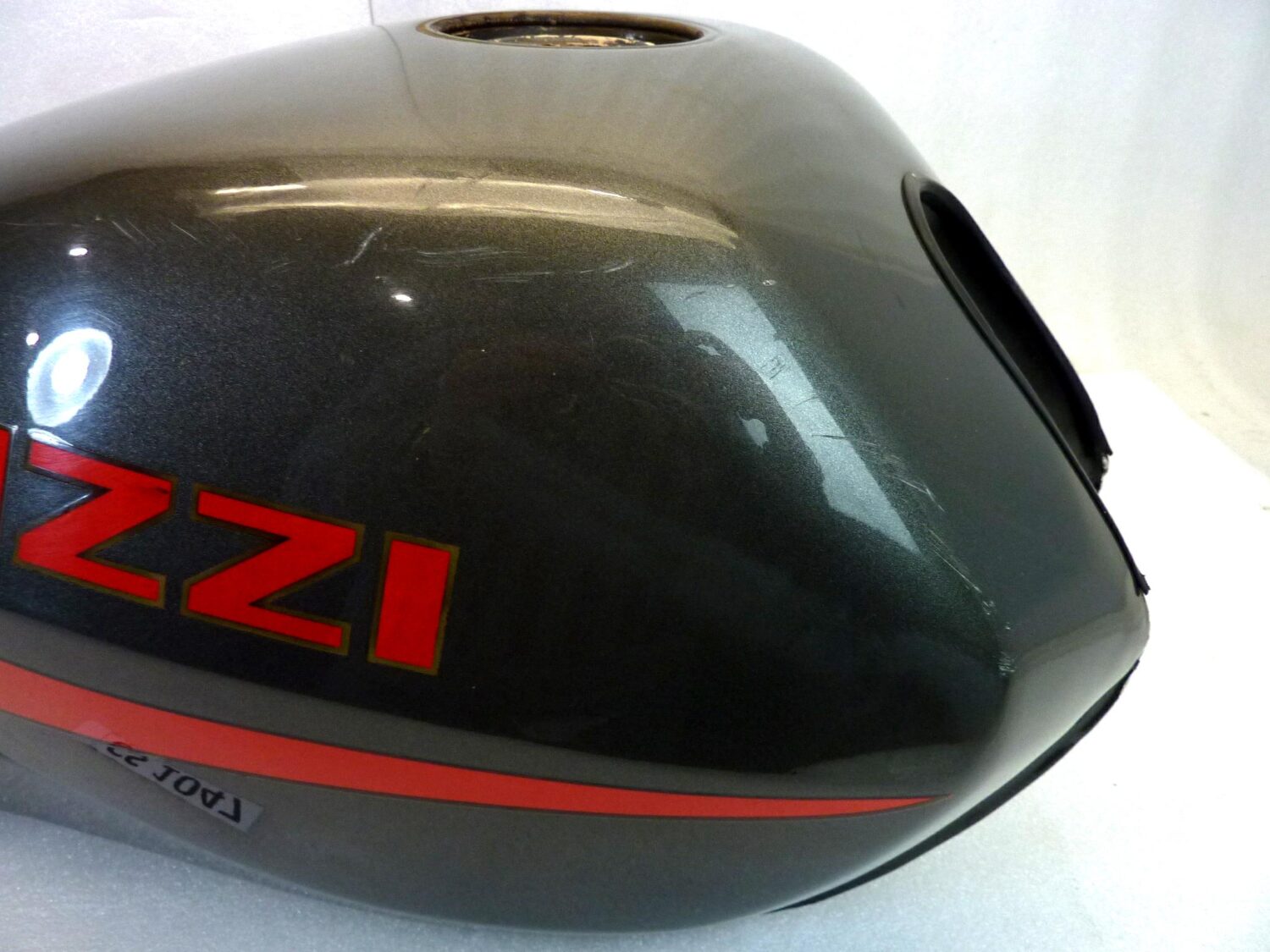 Serbatoio benzina Guzzi V35 III 3 1985 - 1992 carburante - immagine 5